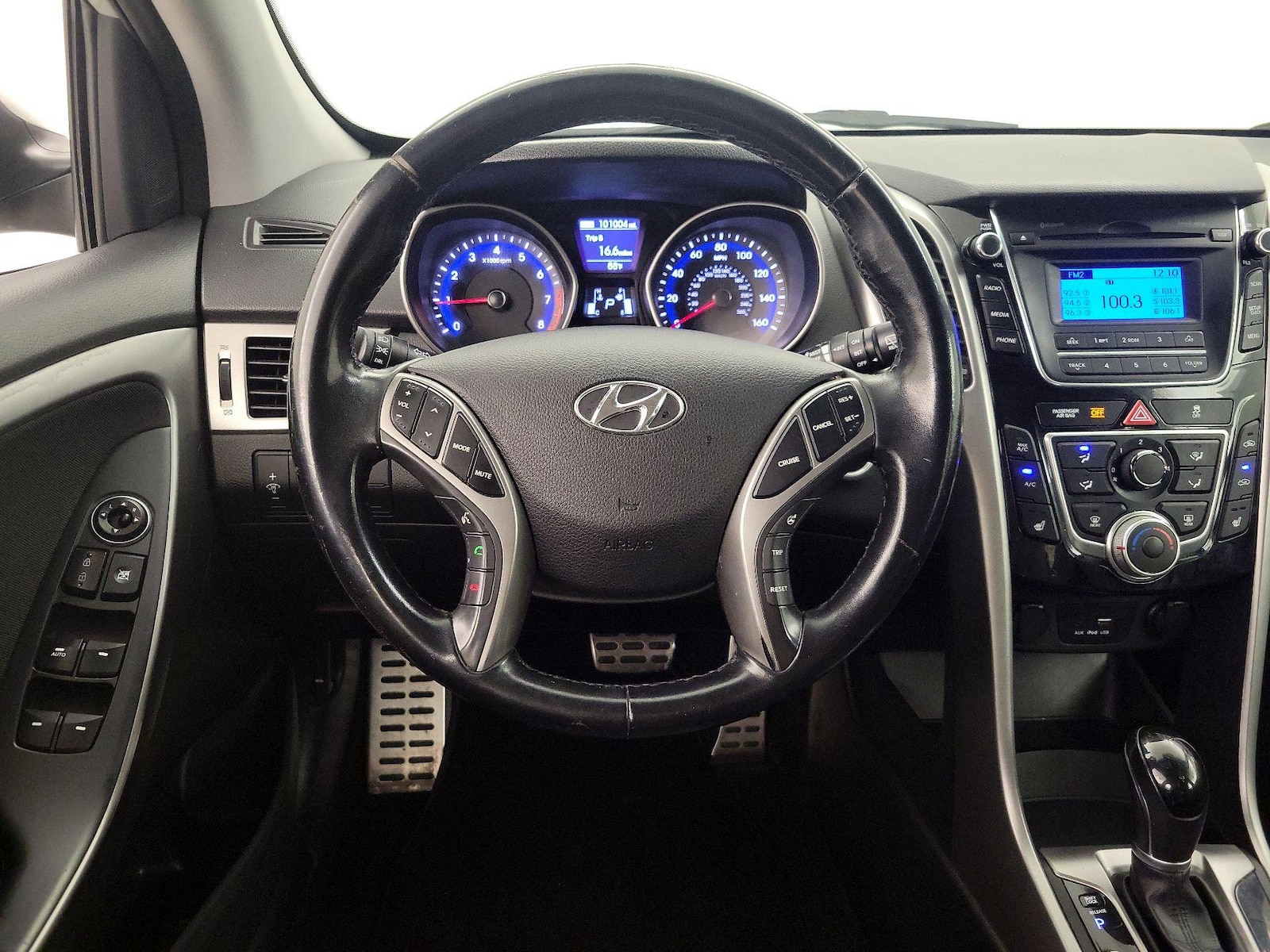 2016 Hyundai Elantra GT Base - Photo 11