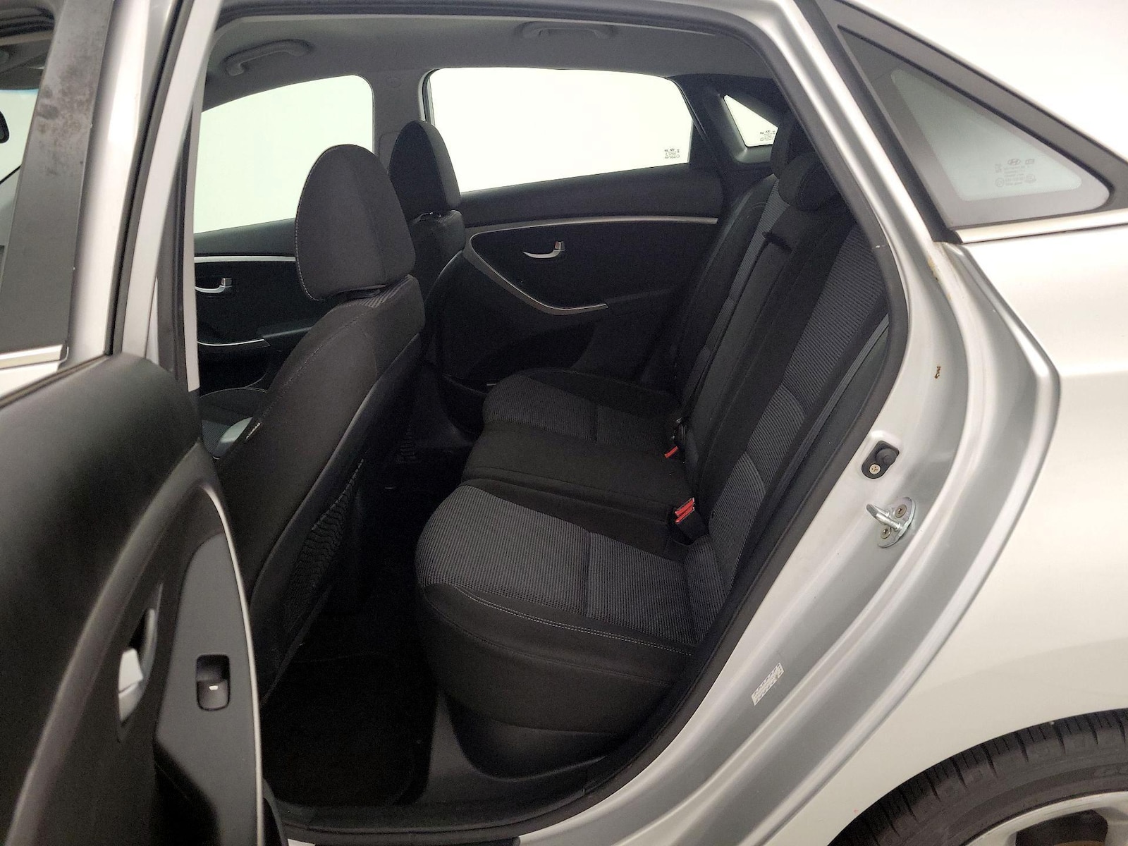 2016 Hyundai Elantra GT Base - Photo 19