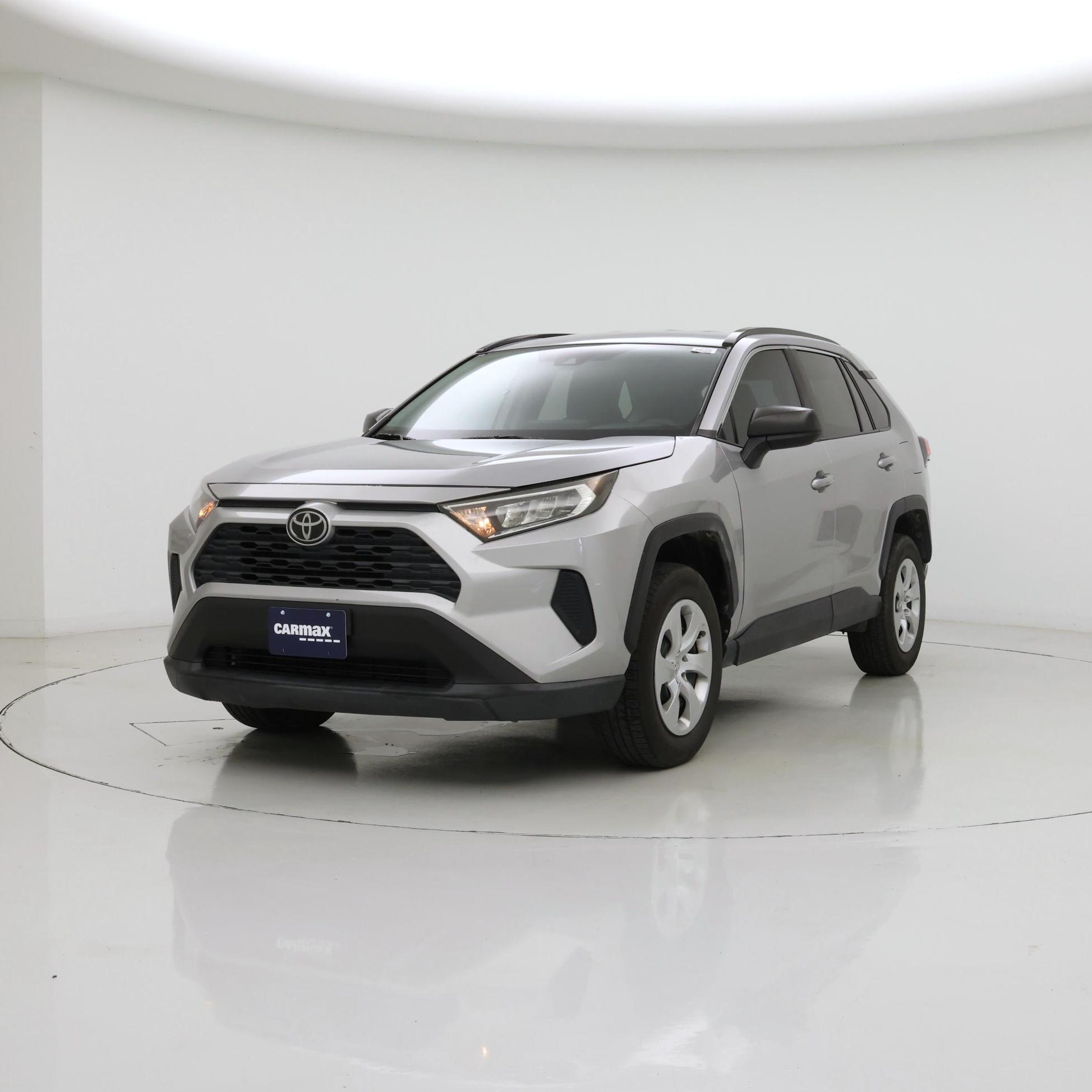 Thumbnail: 2021 Toyota RAV4 - 4