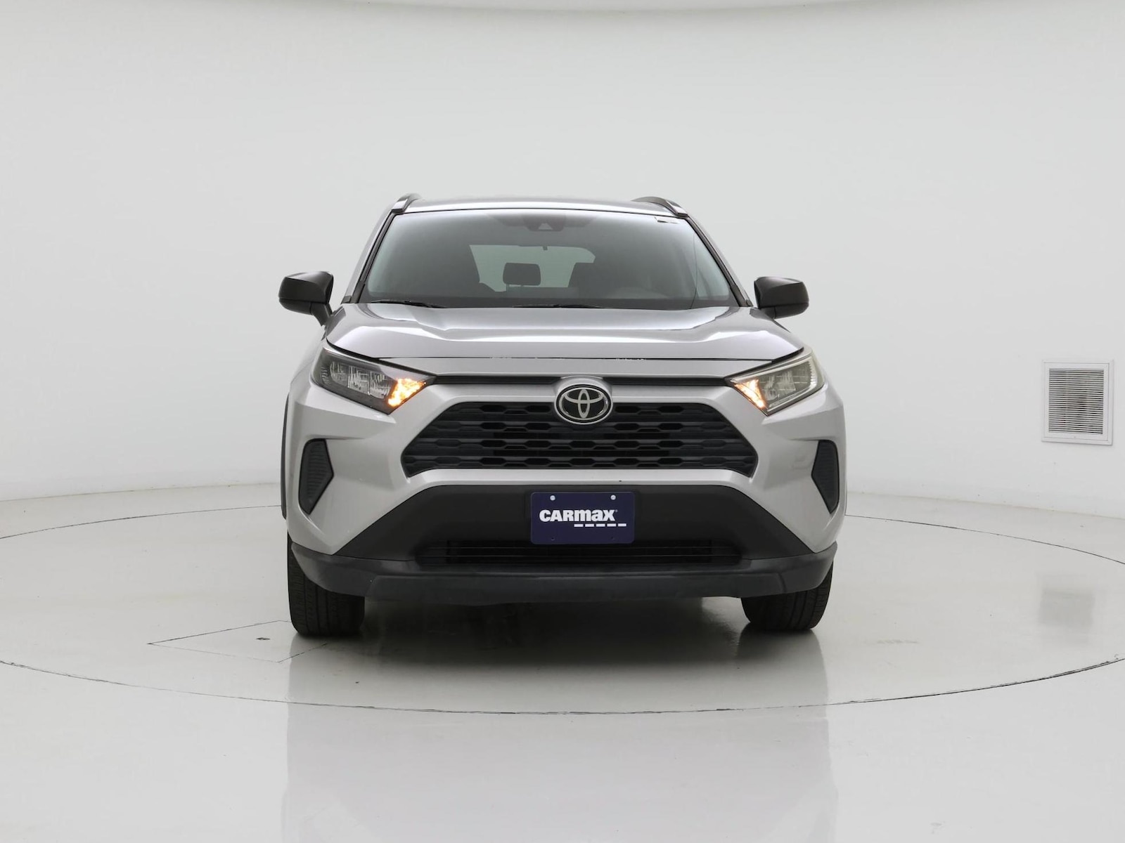 2021 Toyota RAV4 LE - Photo 6