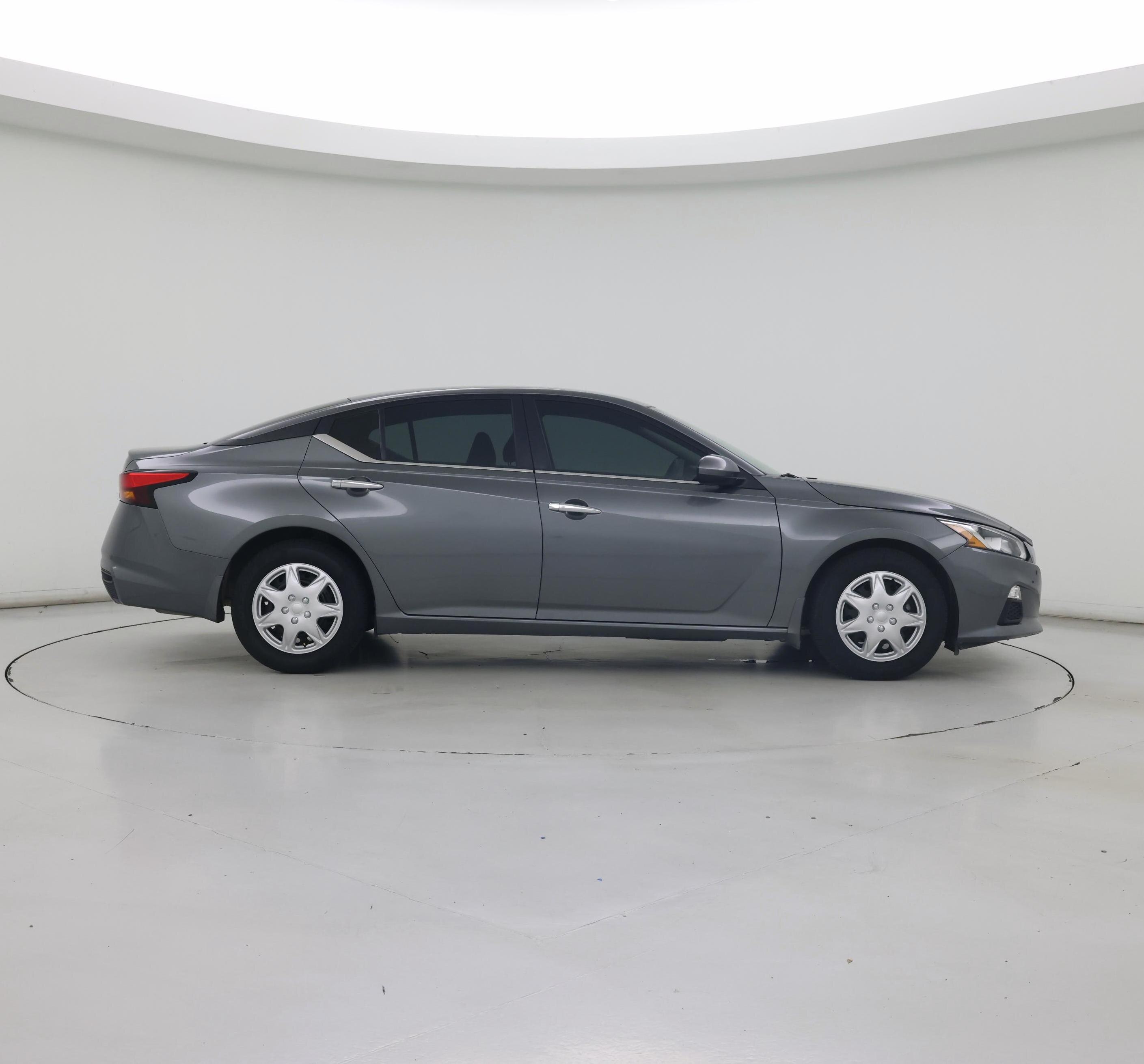 Thumbnail: 2021 Nissan Altima - 7