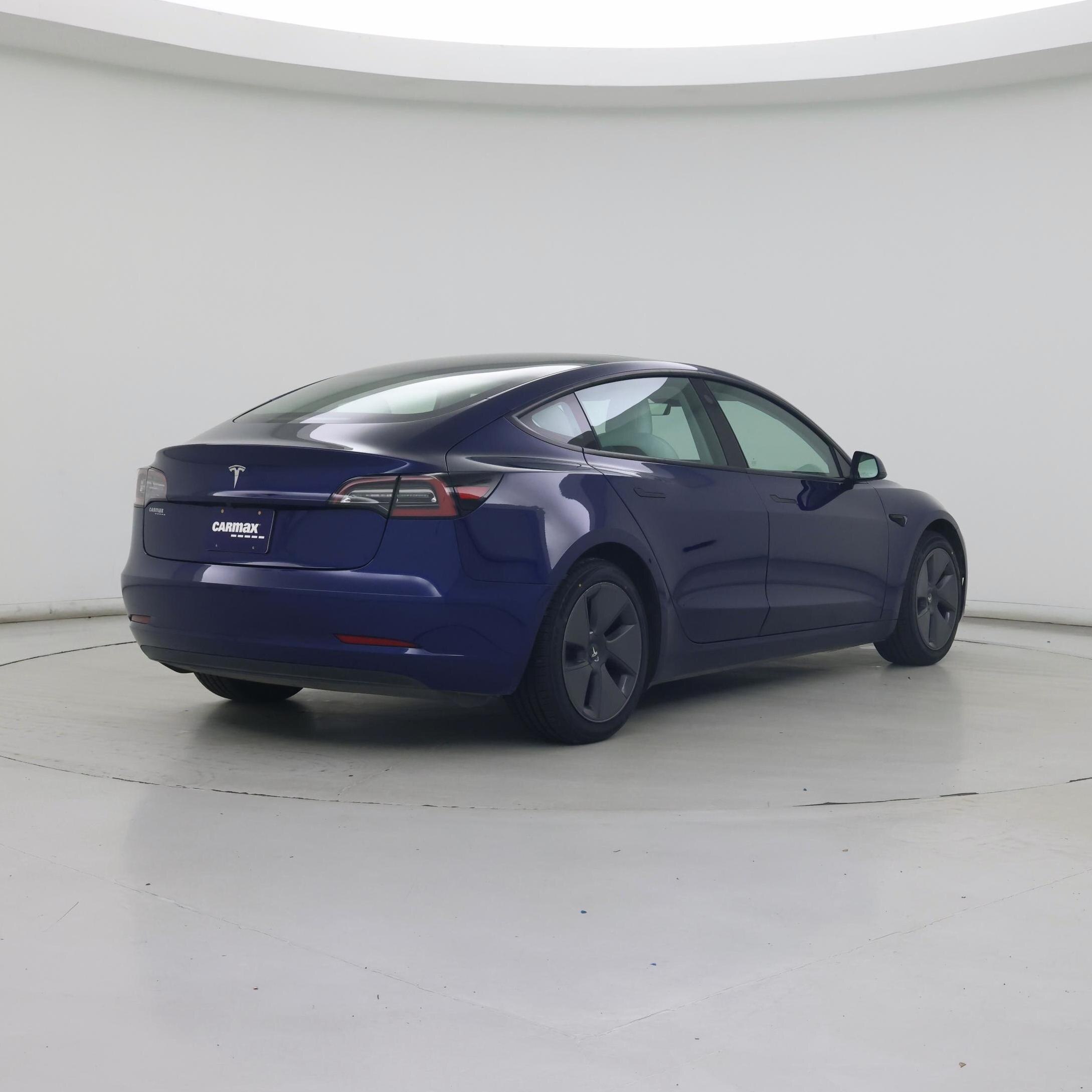Thumbnail: 2023 Tesla Model 3 - 8