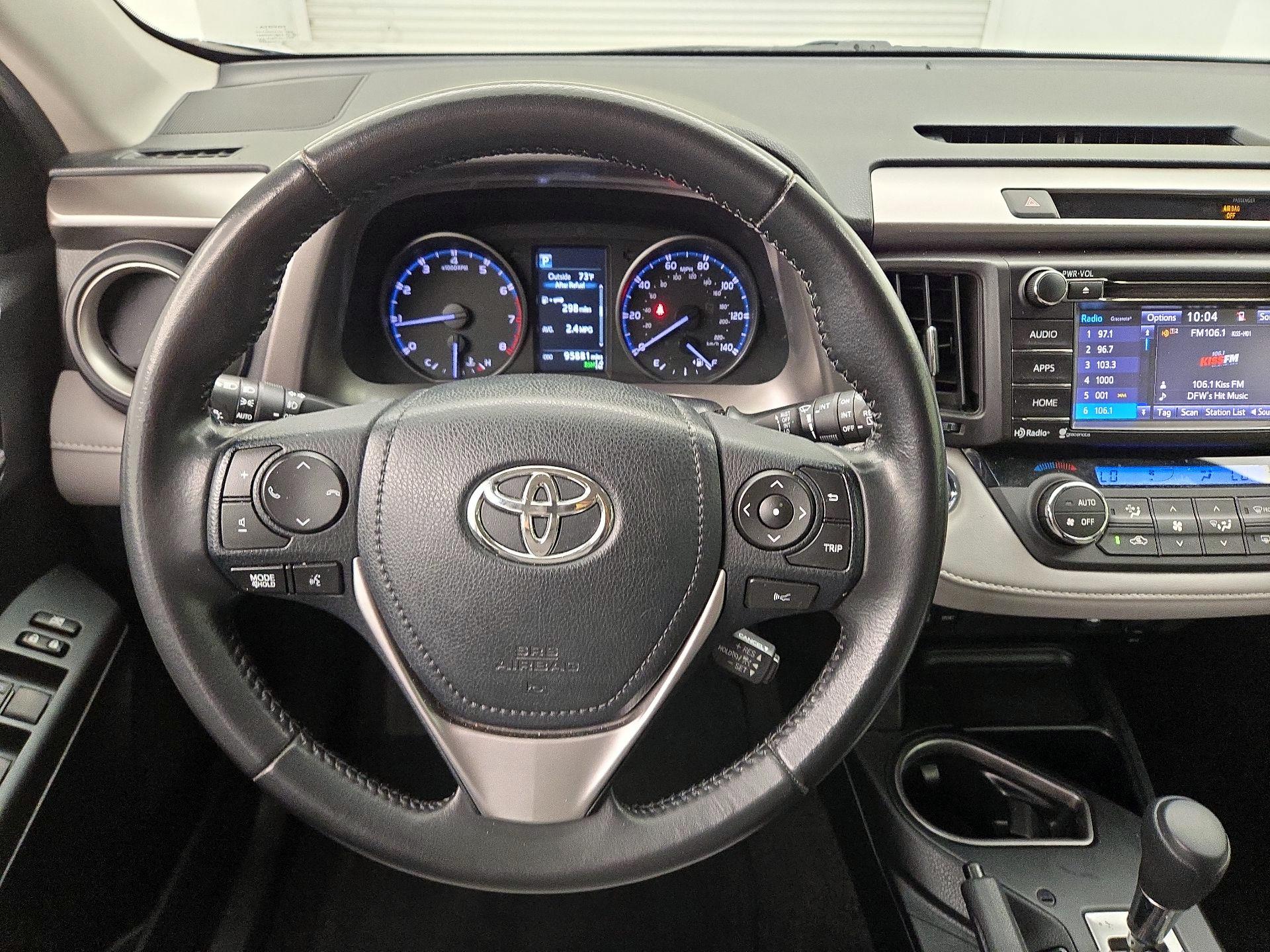 Thumbnail: 2018 Toyota RAV4 - 10