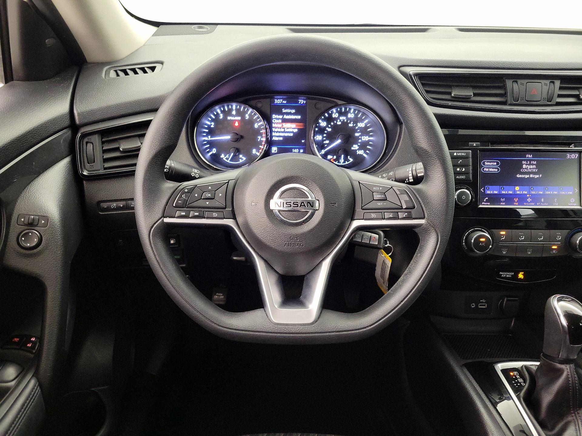 Thumbnail: 2018 Nissan Rogue - 10
