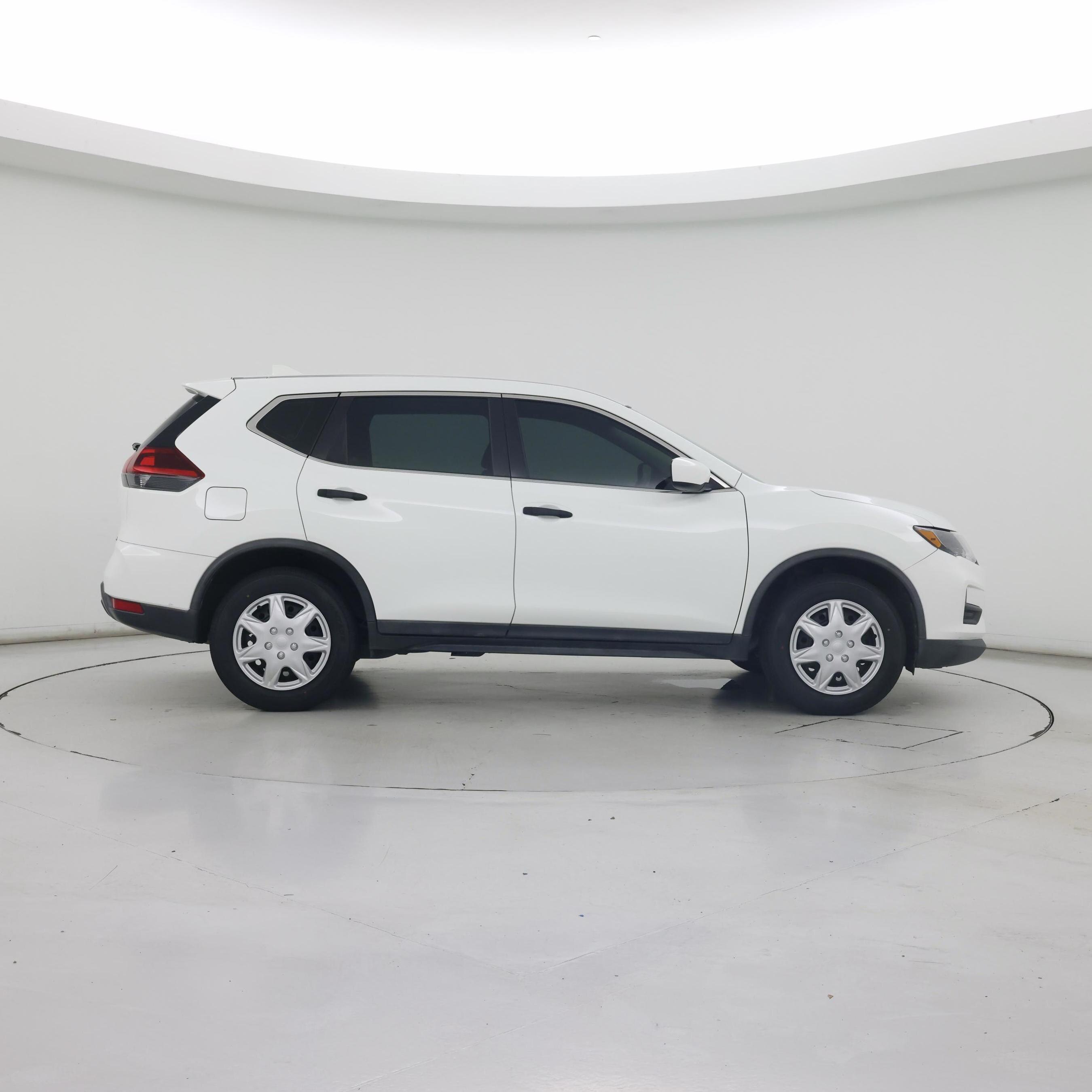Thumbnail: 2018 Nissan Rogue - 7