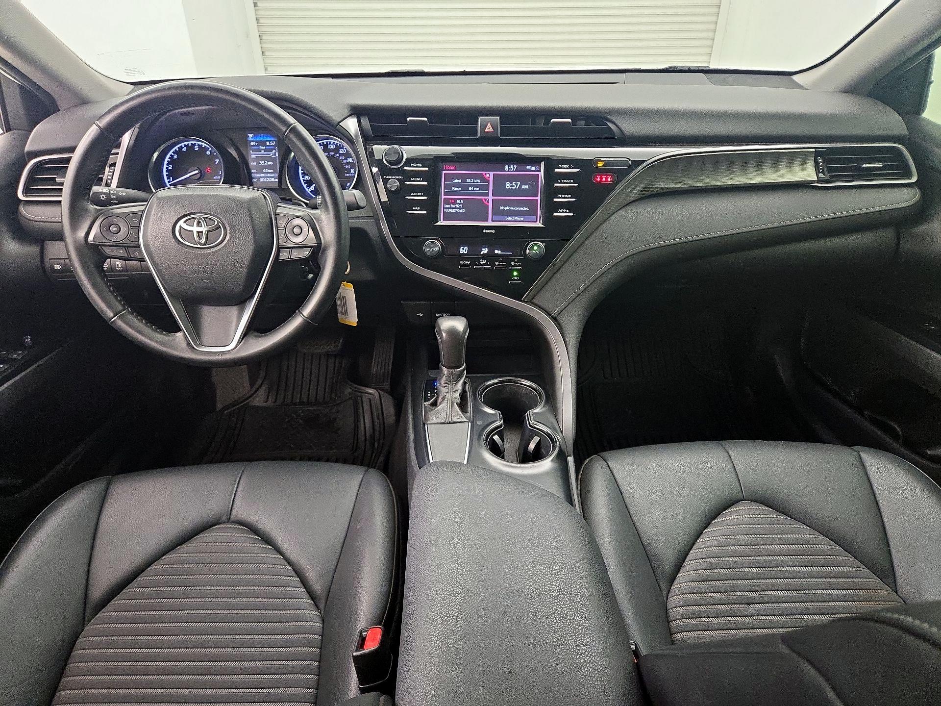Thumbnail: 2020 Toyota Camry - 9