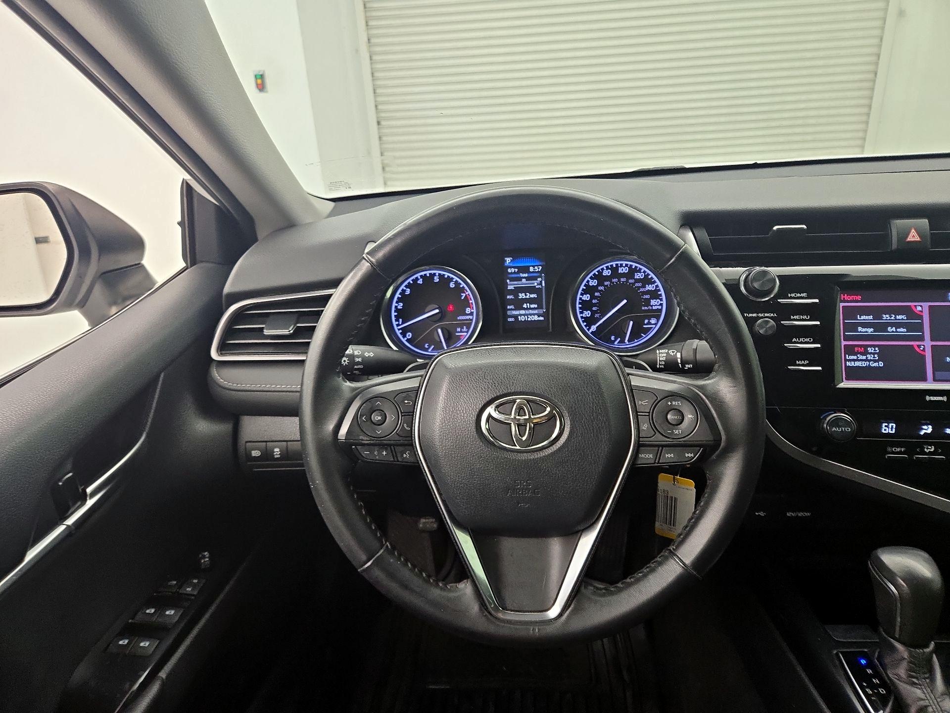 Thumbnail: 2020 Toyota Camry - 10