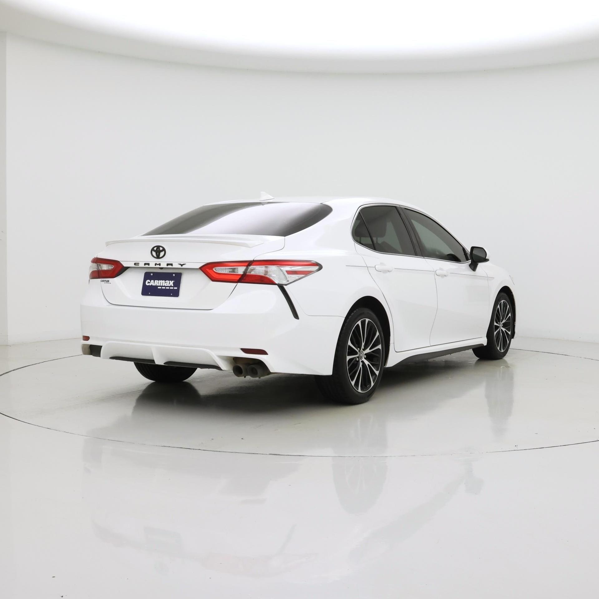 Thumbnail: 2020 Toyota Camry - 8