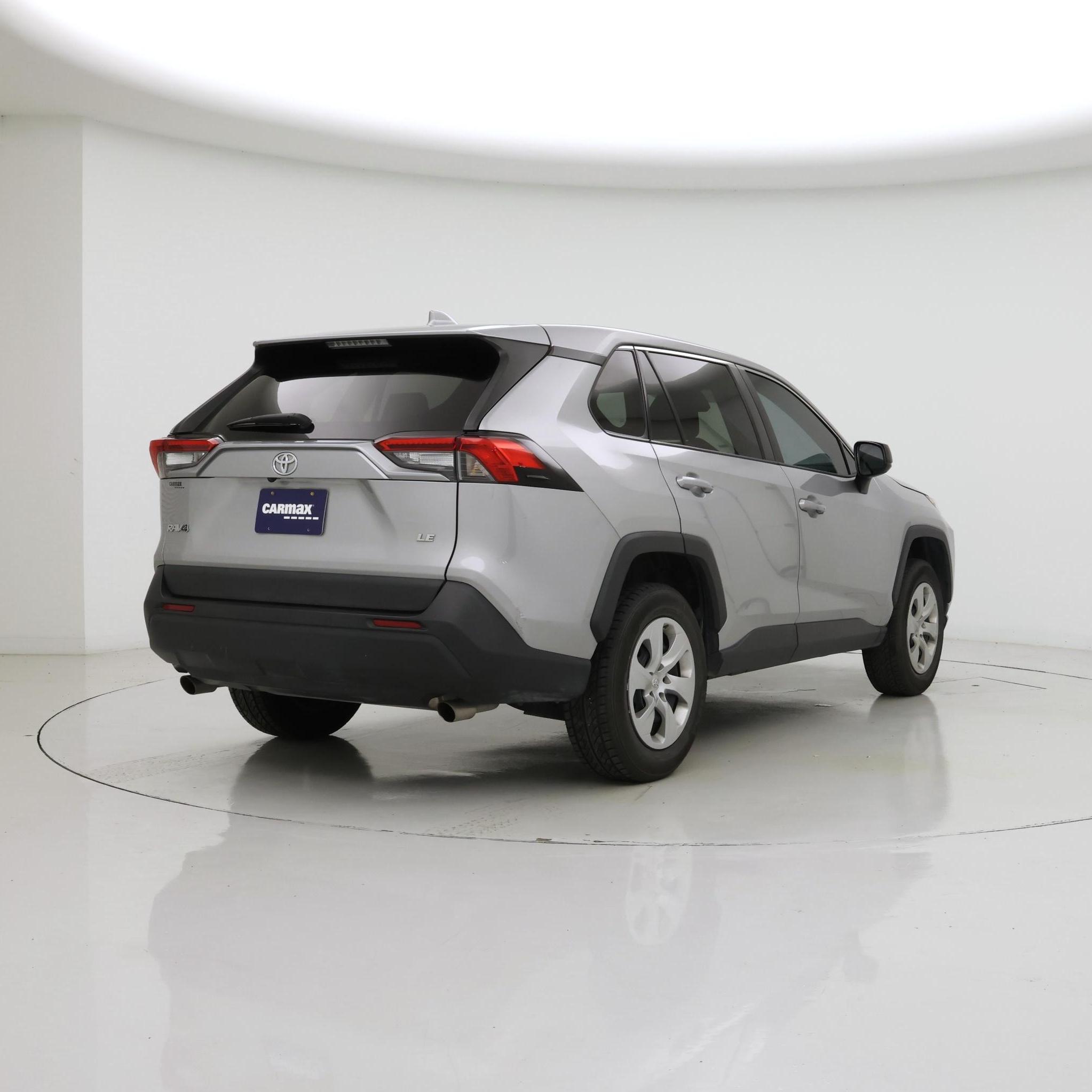 Thumbnail: 2022 Toyota RAV4 - 8