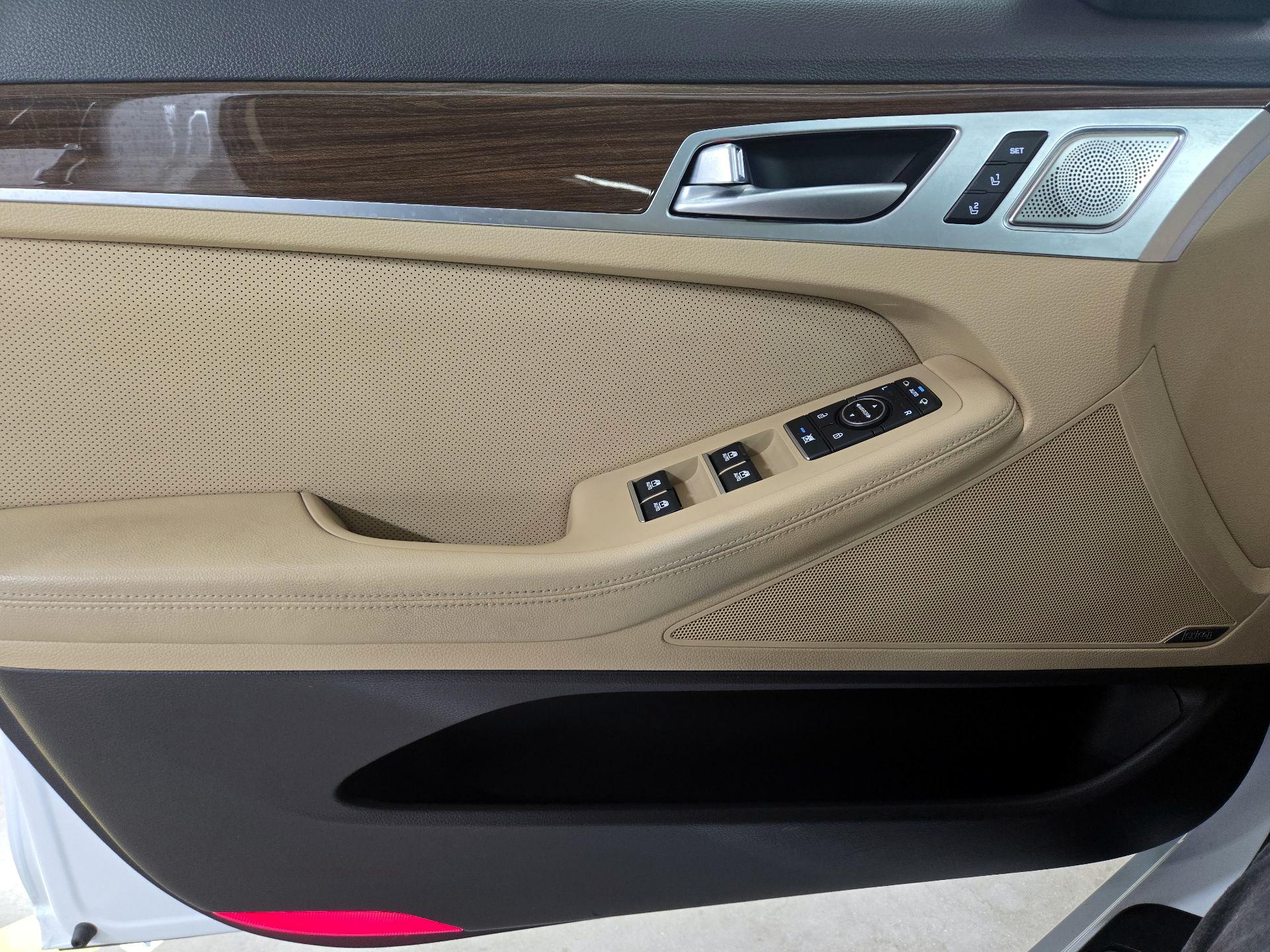 Thumbnail: 2020 Genesis G80 - 12