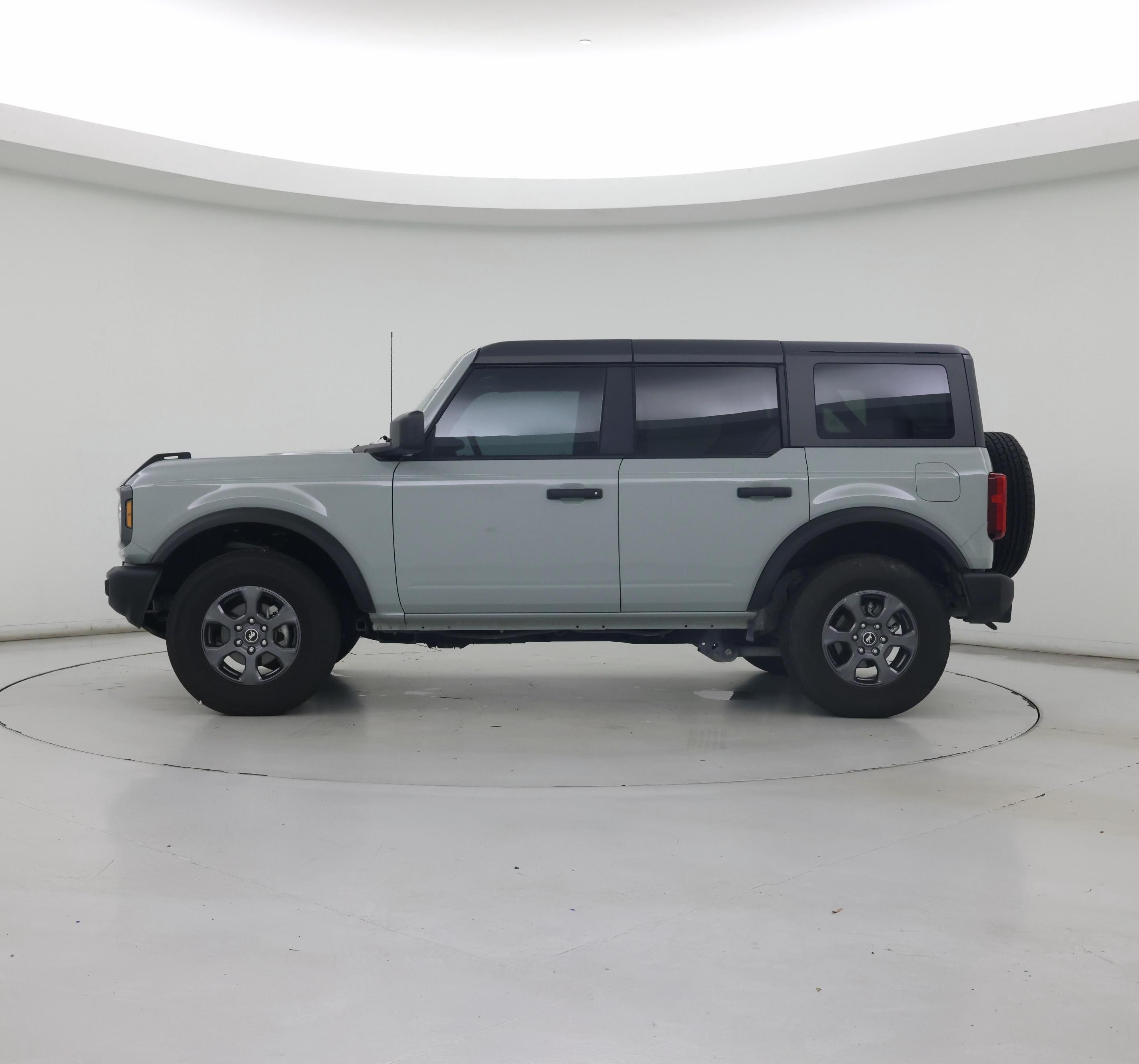 Thumbnail: 2024 Ford Bronco - 3