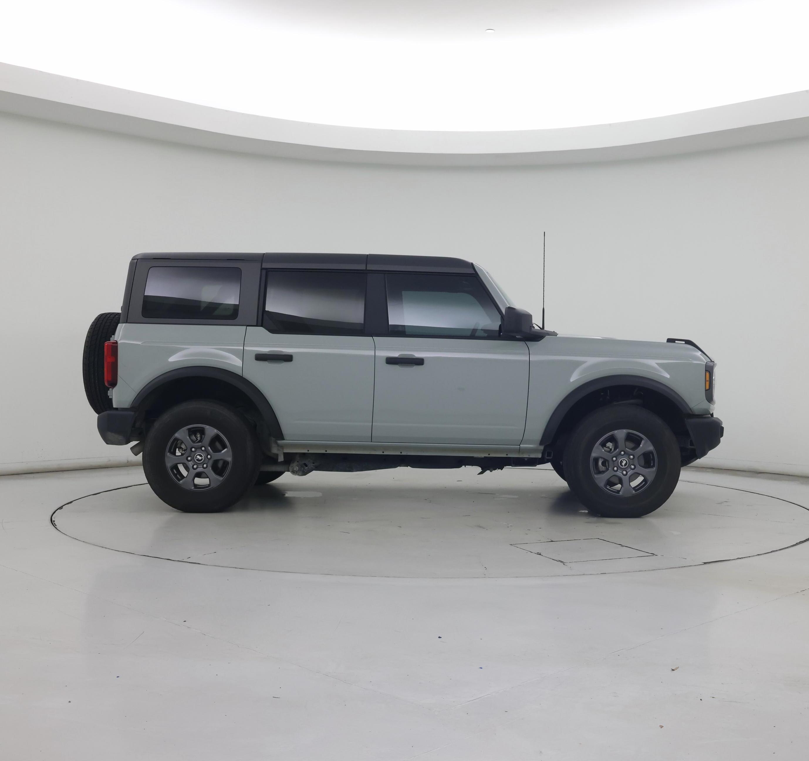 Thumbnail: 2024 Ford Bronco - 7