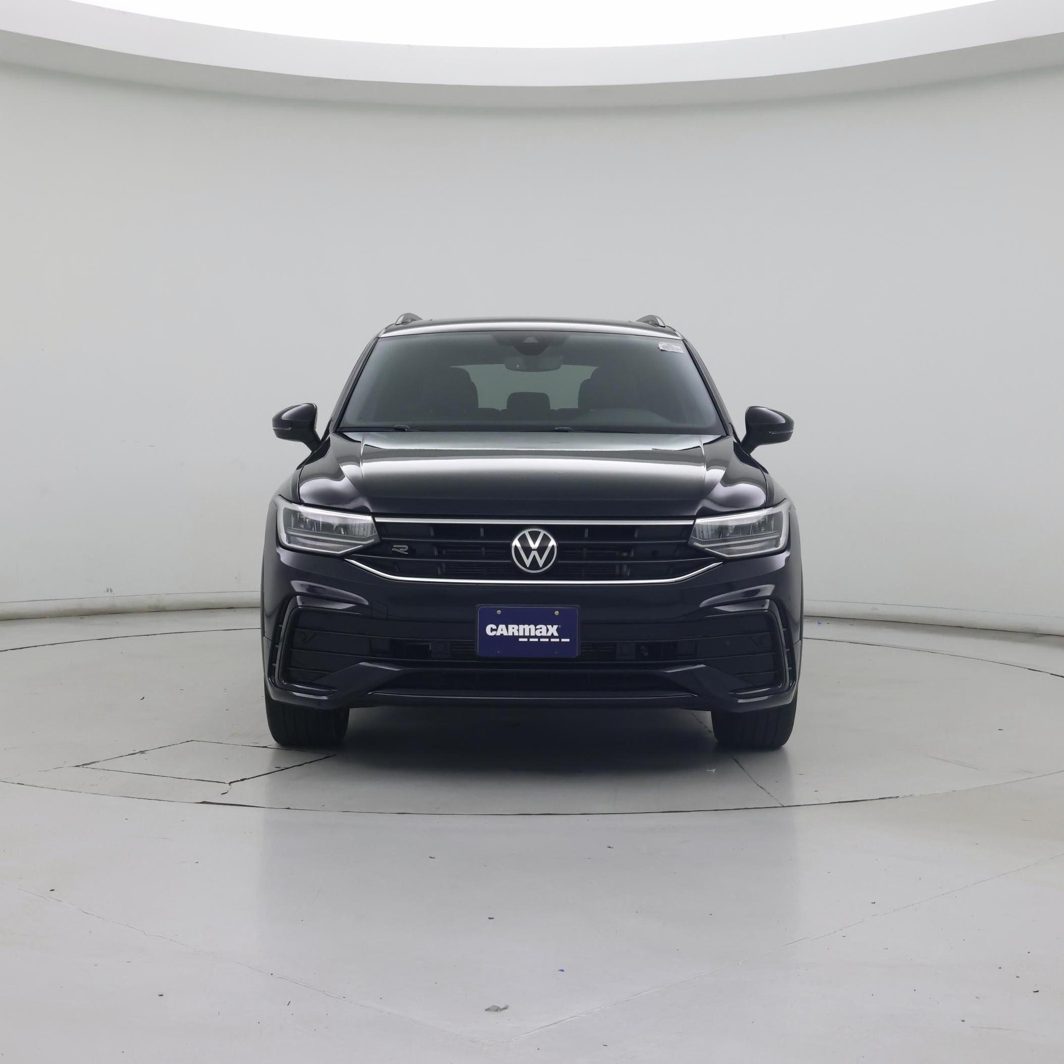 Thumbnail: 2023 Volkswagen Tiguan - 5