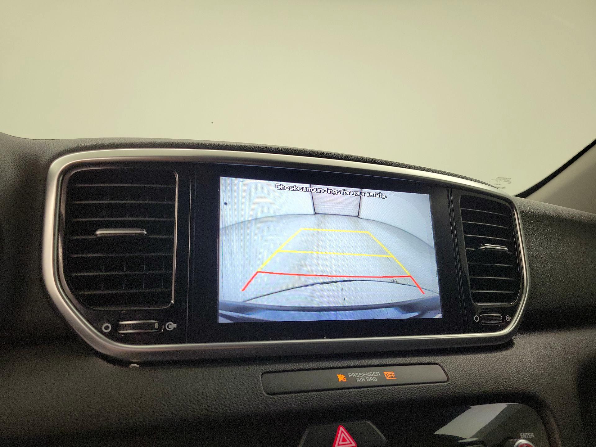 Thumbnail: 2020 Kia Sportage - 14