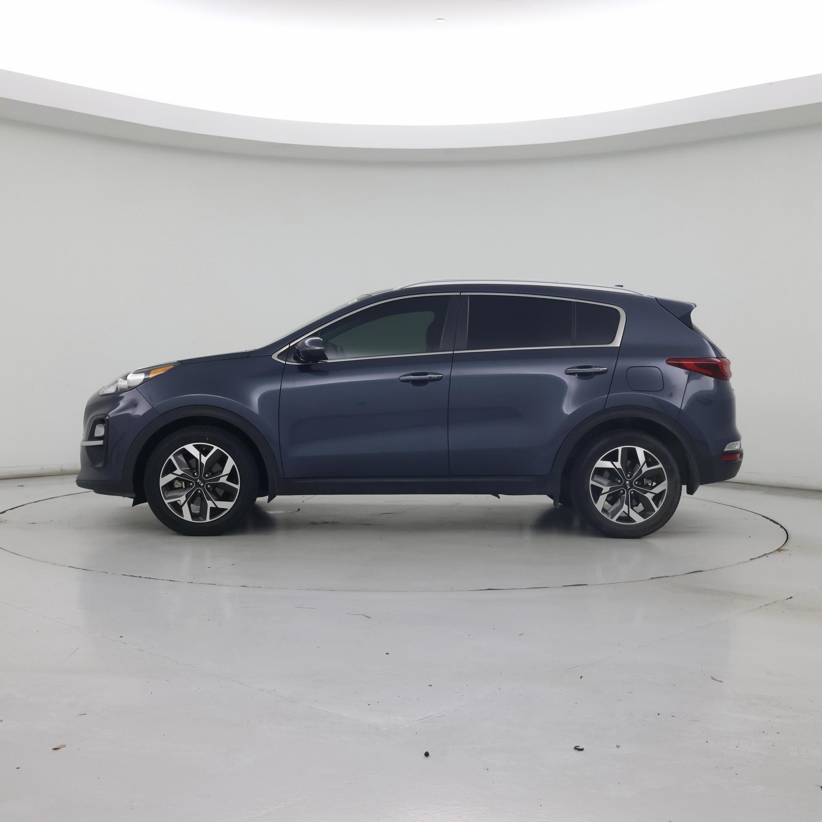 Thumbnail: 2020 Kia Sportage - 3