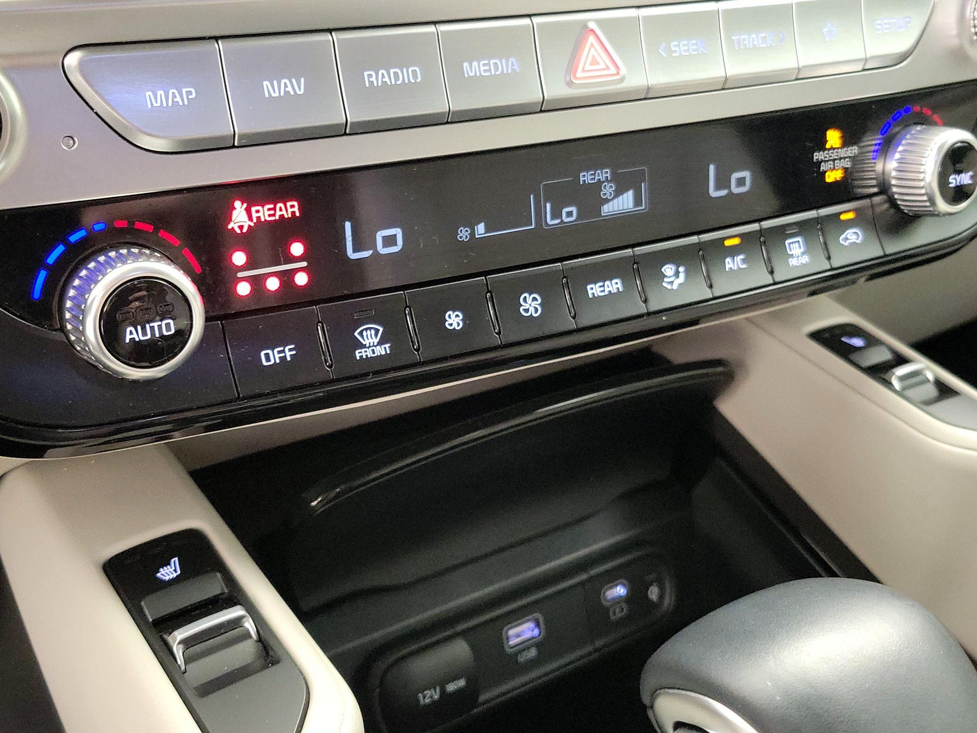 Thumbnail: 2024 Kia Telluride - 17