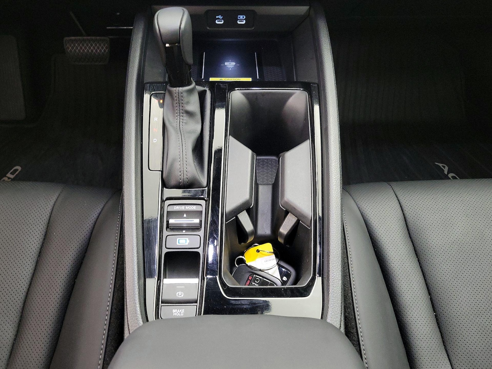 2025 Honda Accord Hybrid EX-L - Photo 17