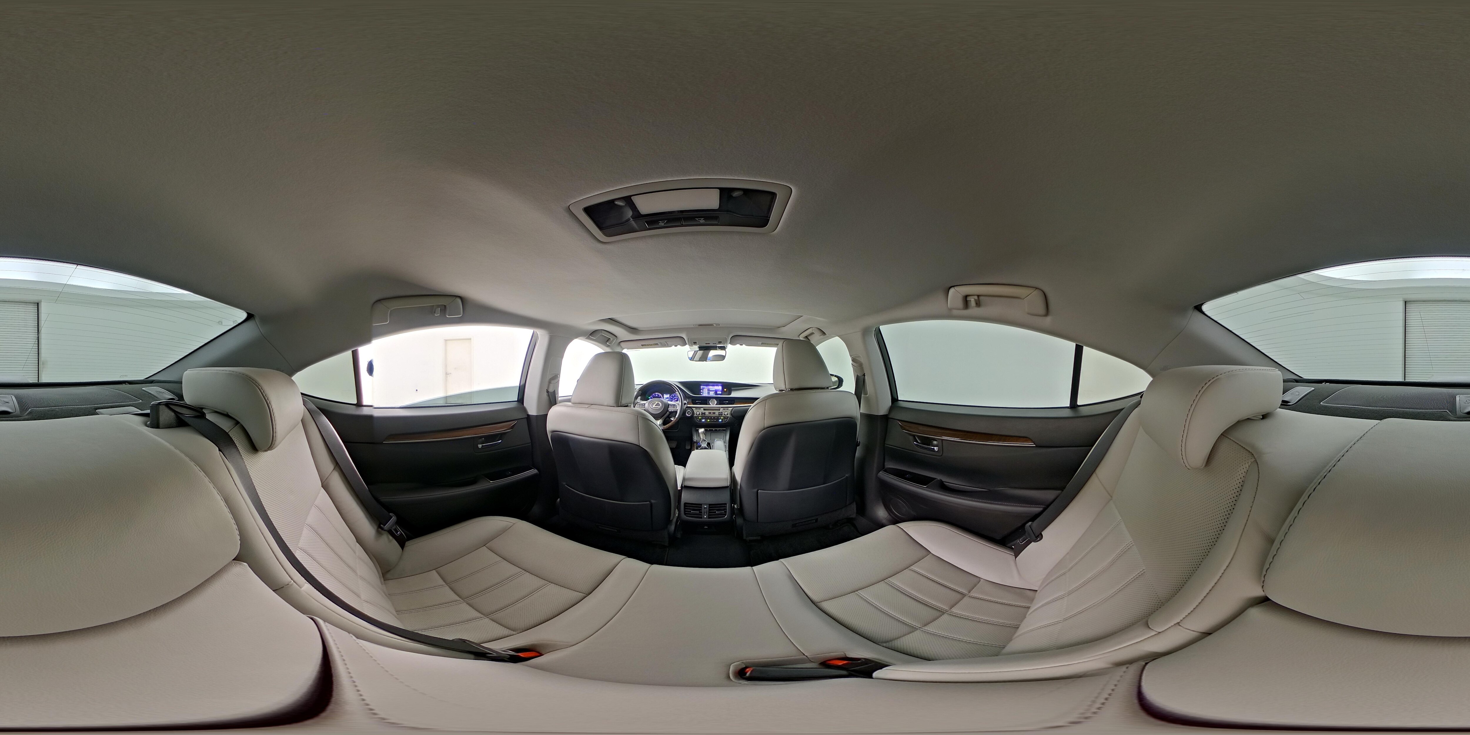 2018 Lexus ES 350 - Photo 25