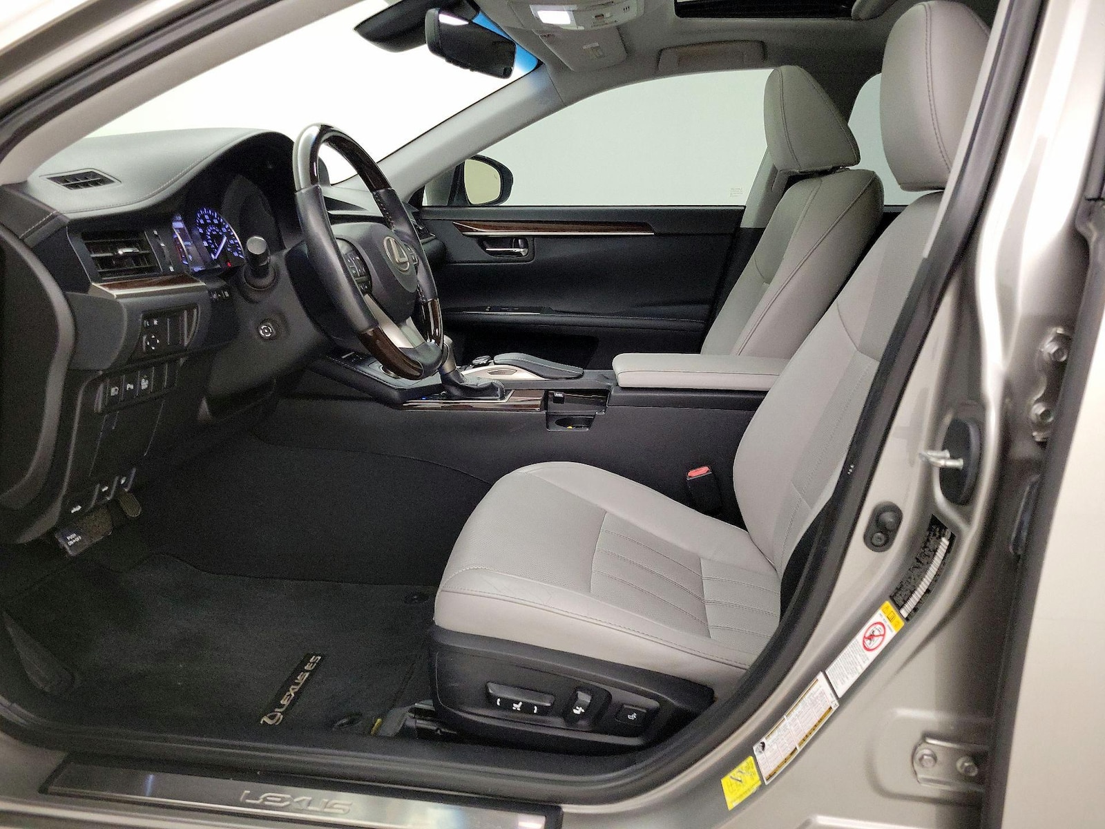 2018 Lexus ES 350 - Photo 12