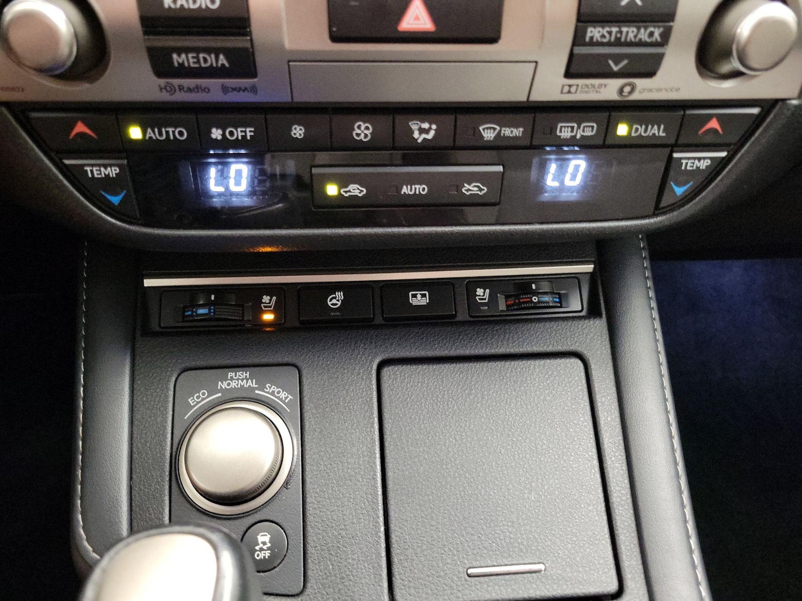 2018 Lexus ES 350 - Photo 17