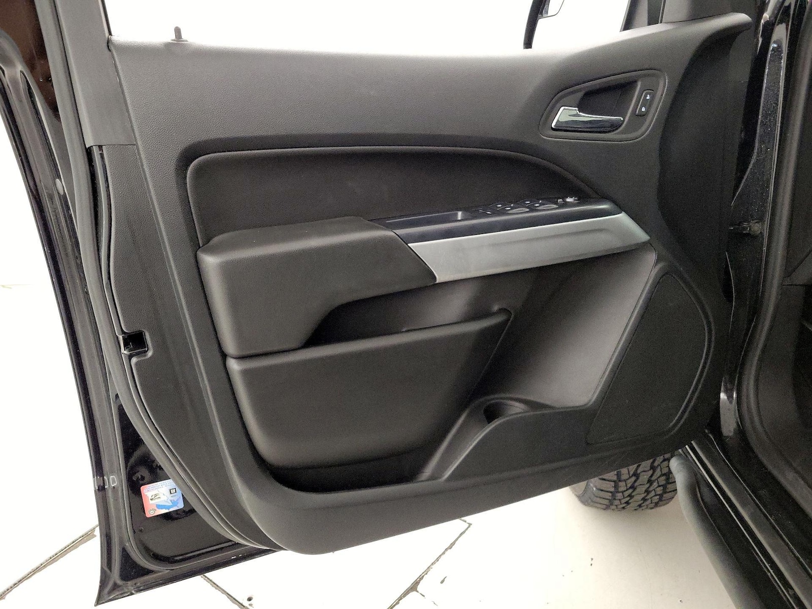 2020 Chevrolet Colorado ZR2 - Photo 13