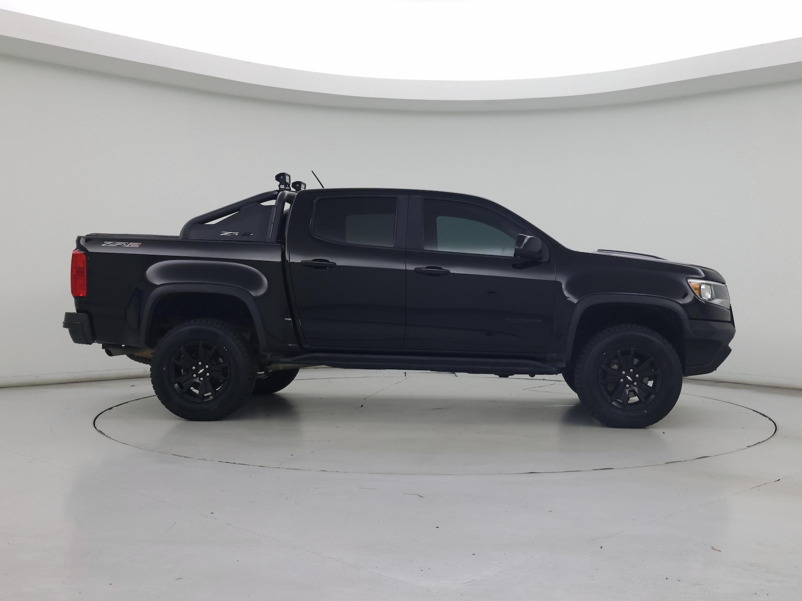 2020 Chevrolet Colorado ZR2 - Photo 8