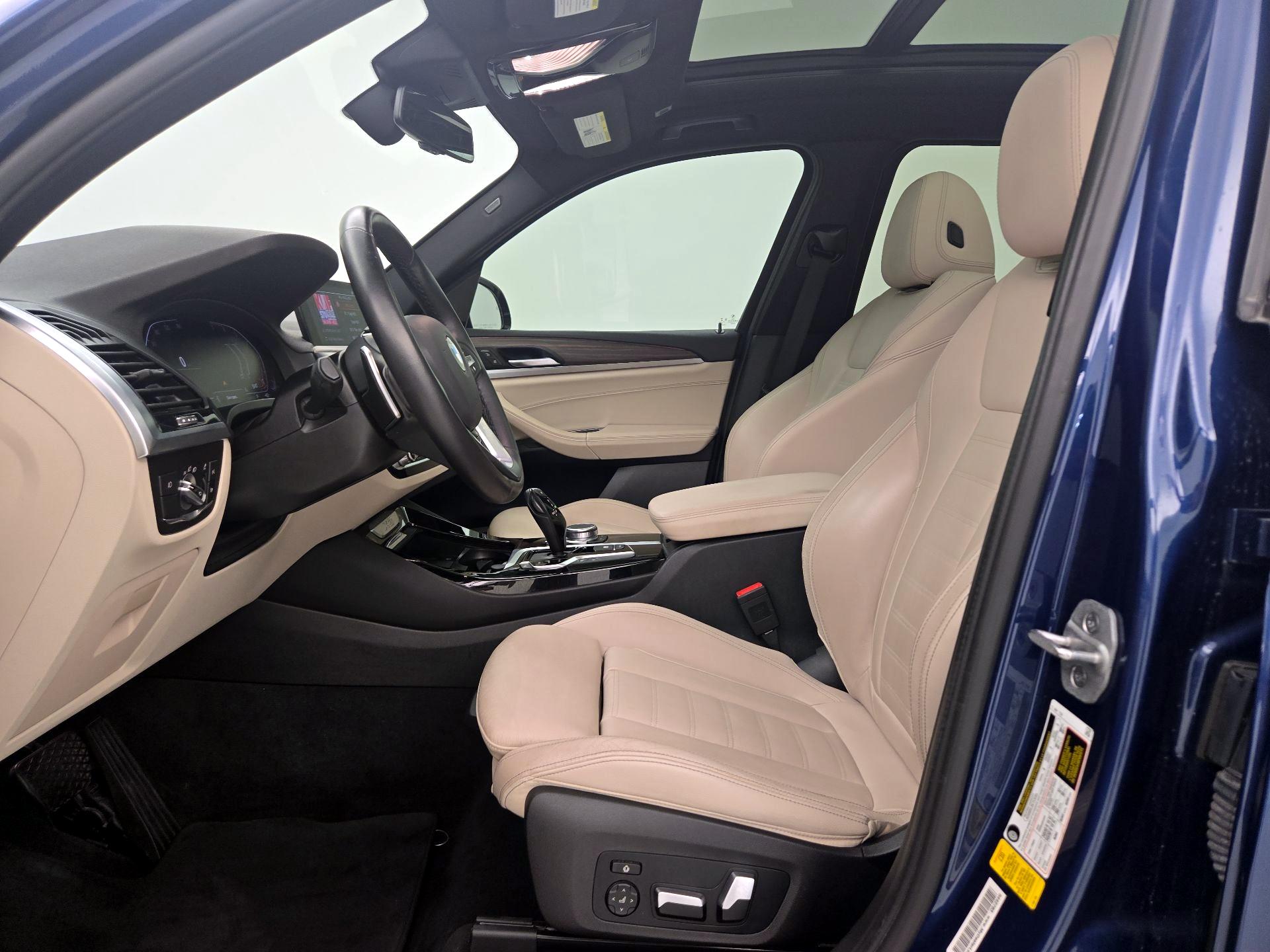 Thumbnail: 2021 BMW X3 - 11
