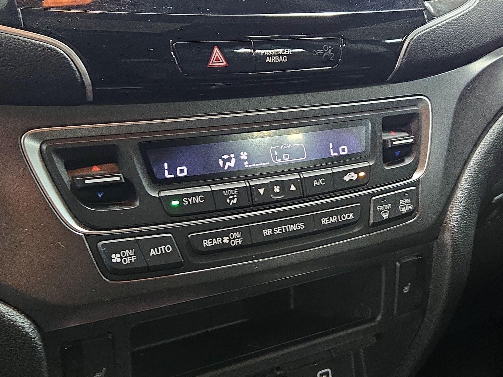 2022 Honda Pilot SE - Photo 17