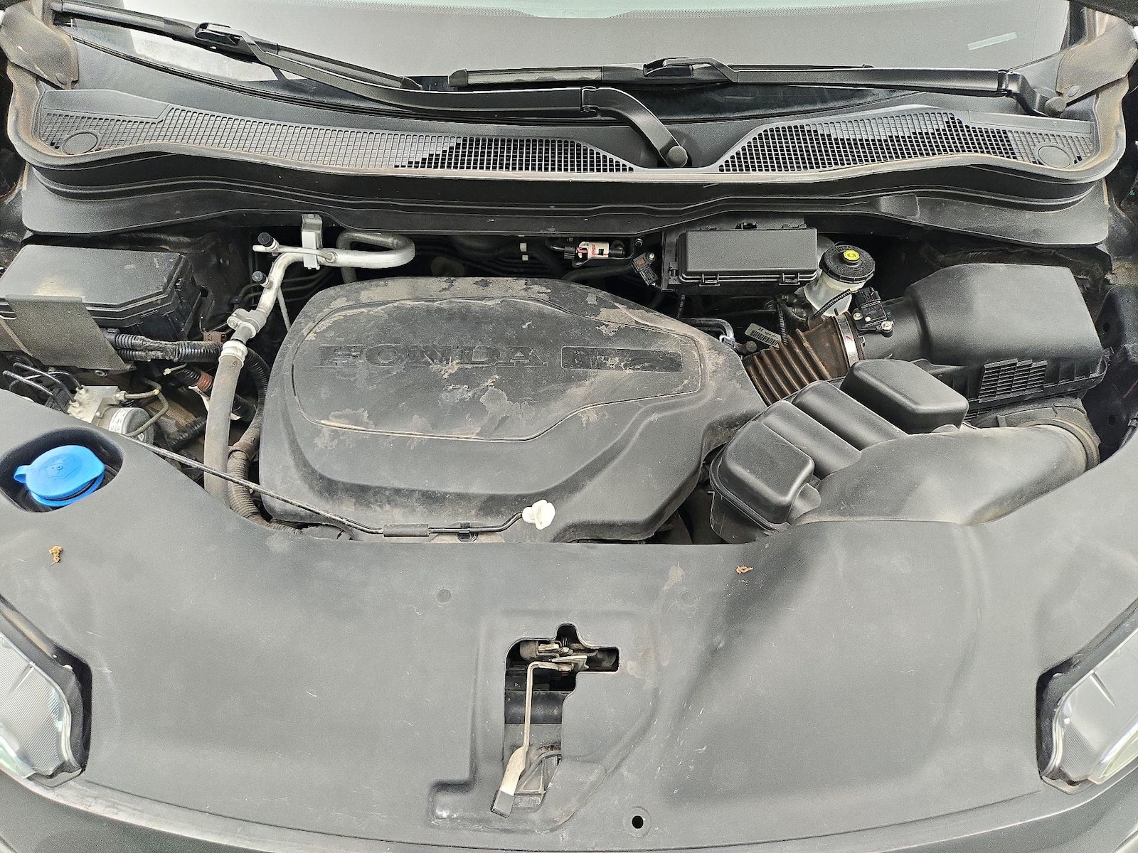 2022 Honda Pilot SE - Photo 25