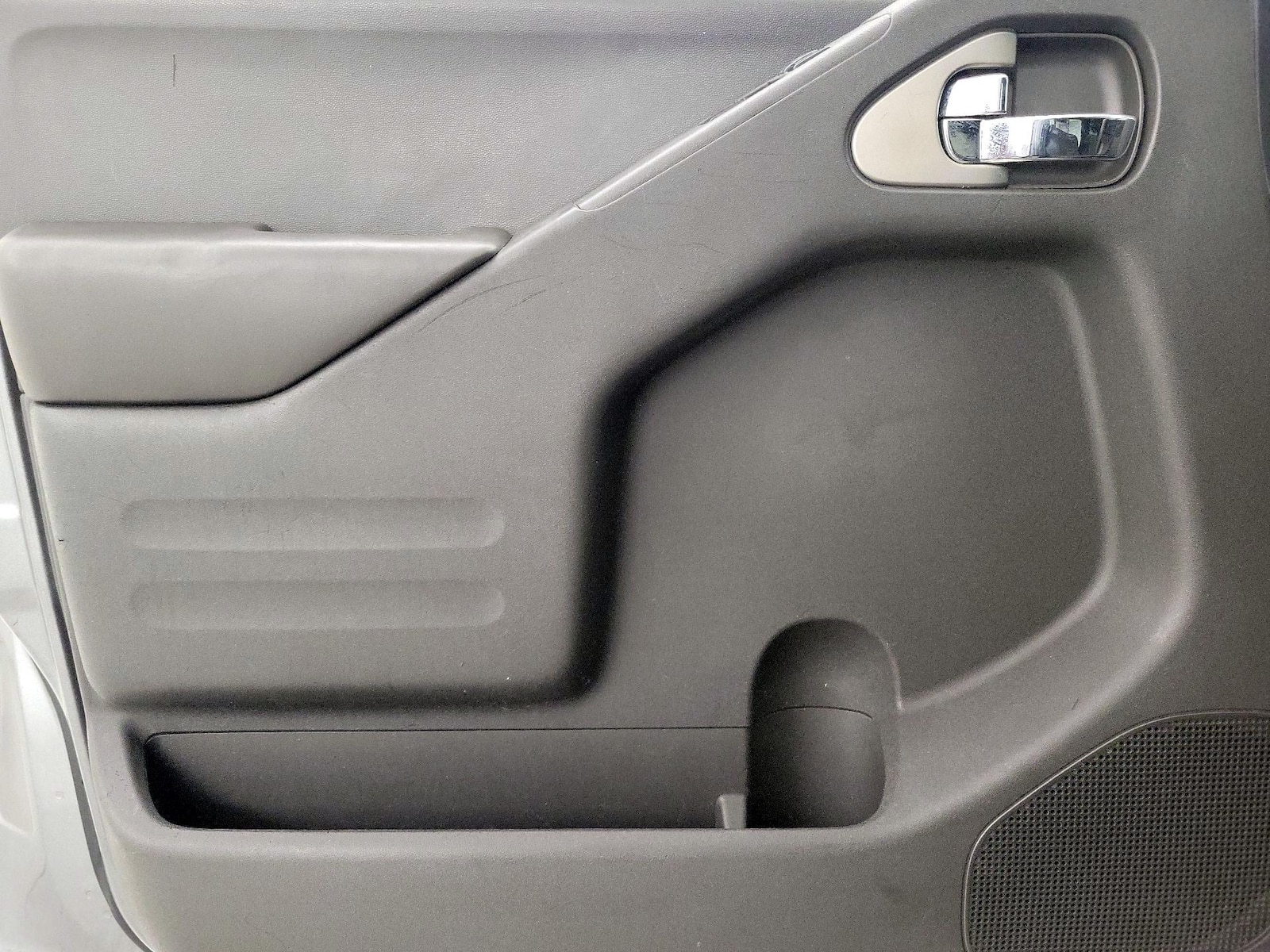 2017 Nissan Frontier SV - Photo 13