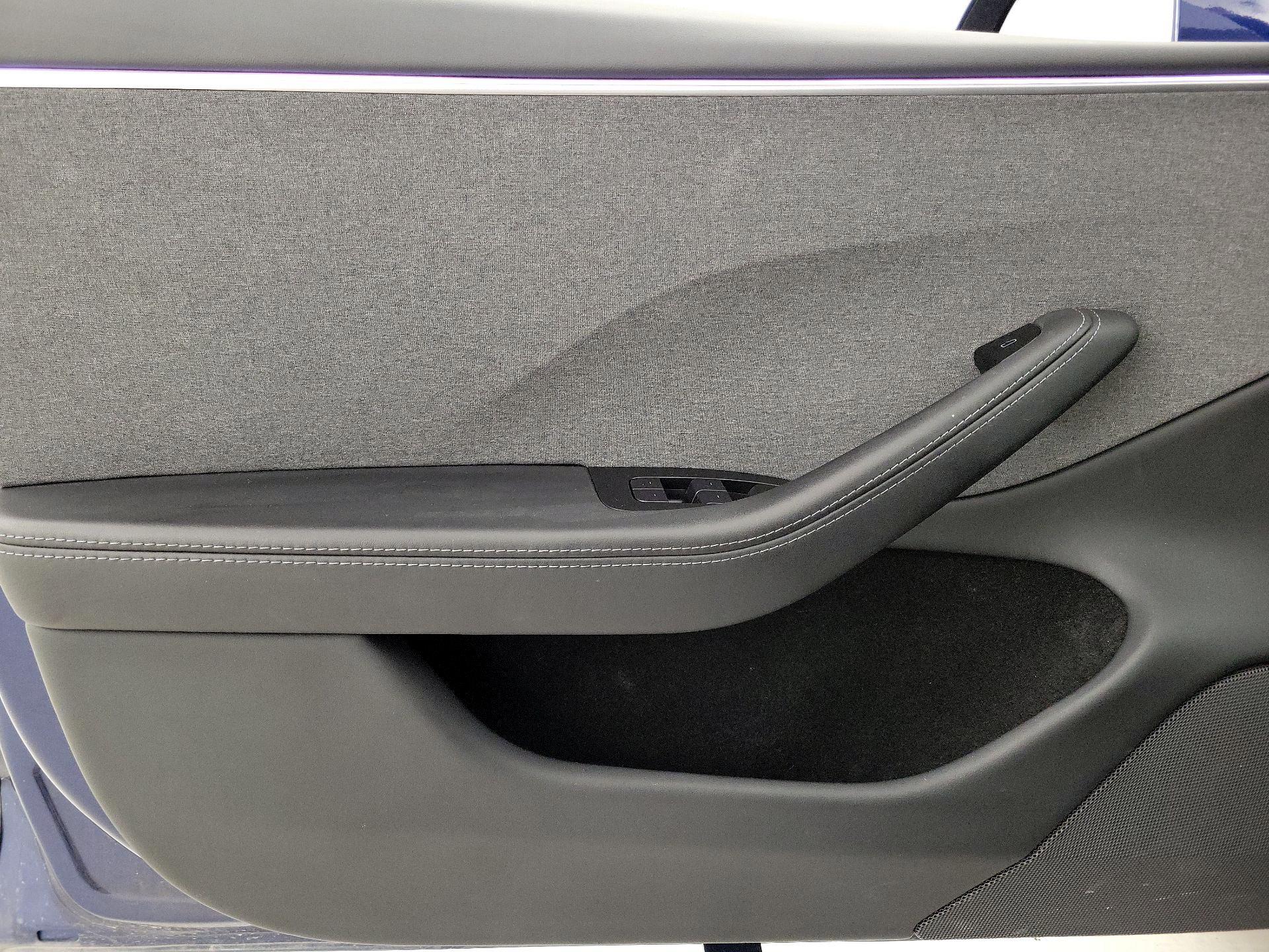 Thumbnail: 2024 Tesla Model 3 - 12