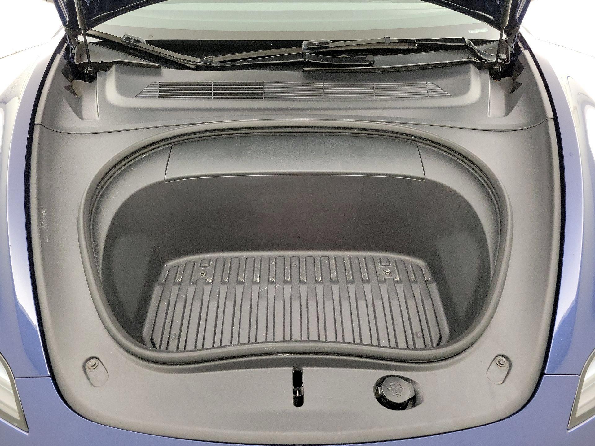 Thumbnail: 2024 Tesla Model 3 - 20