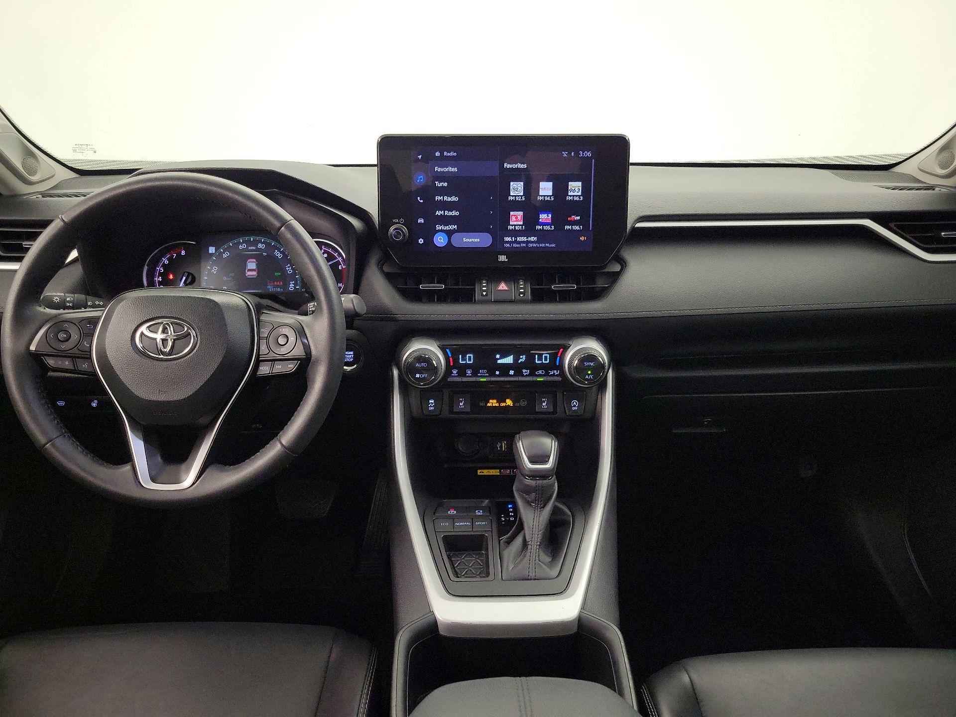 Thumbnail: 2024 Toyota RAV4 - 9