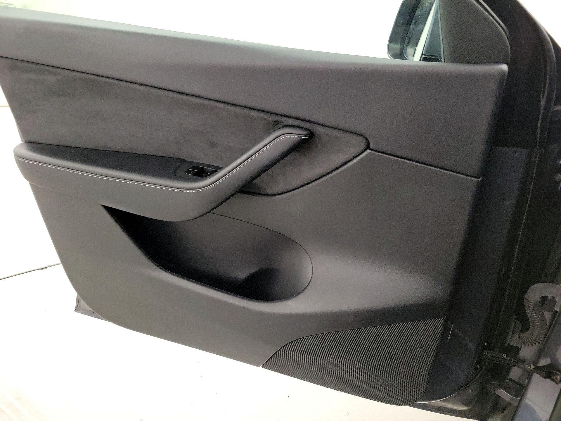 Thumbnail: 2021 Tesla Model Y - 12