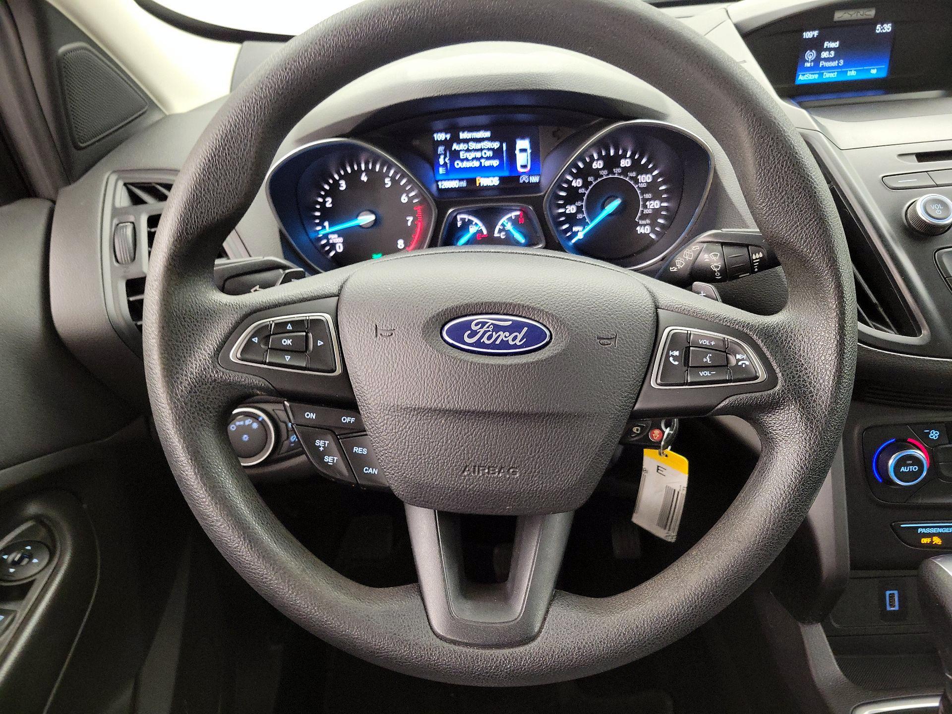 Thumbnail: 2017 Ford Escape - 10