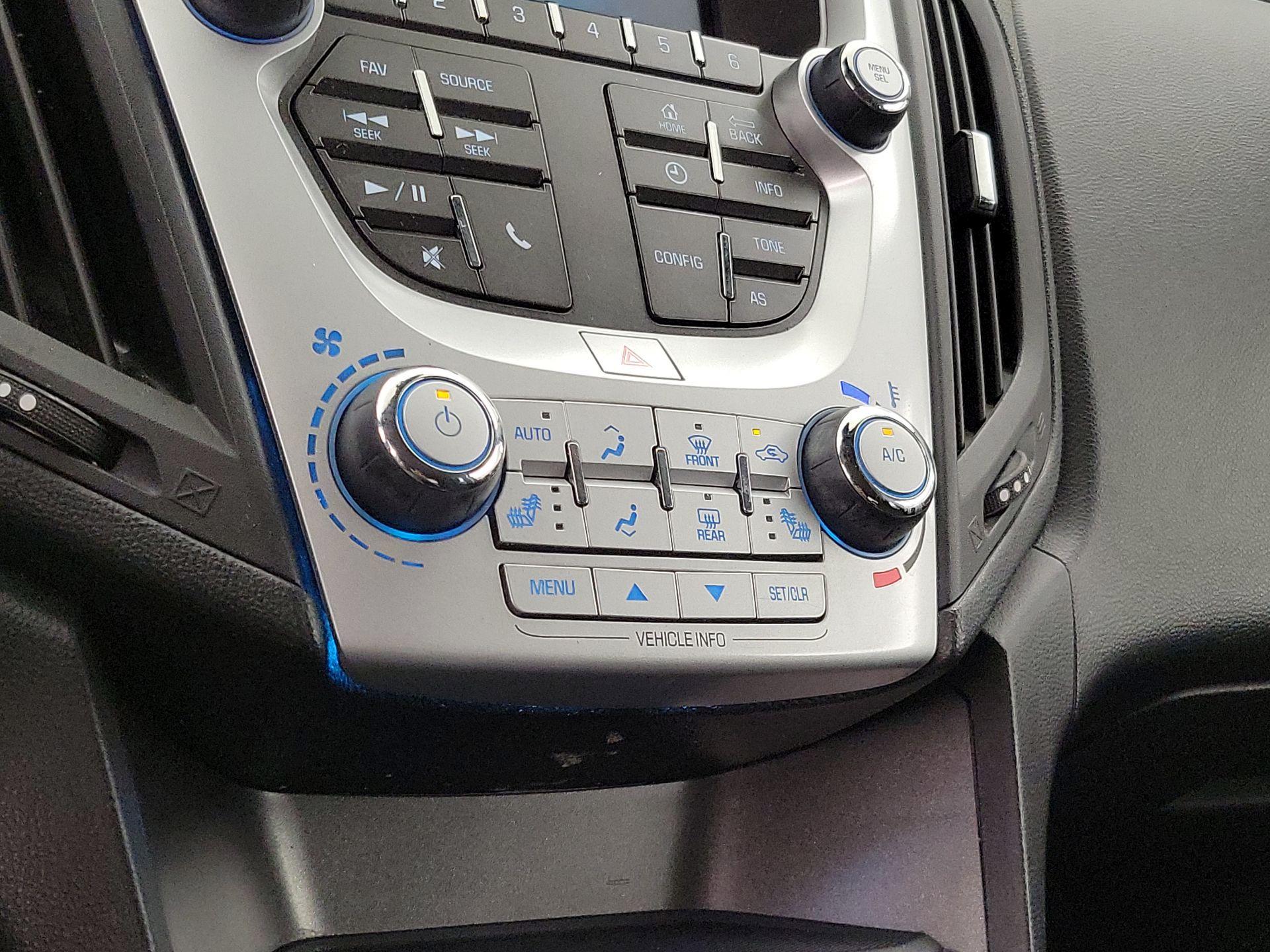 Thumbnail: 2016 Chevrolet Equinox - 15