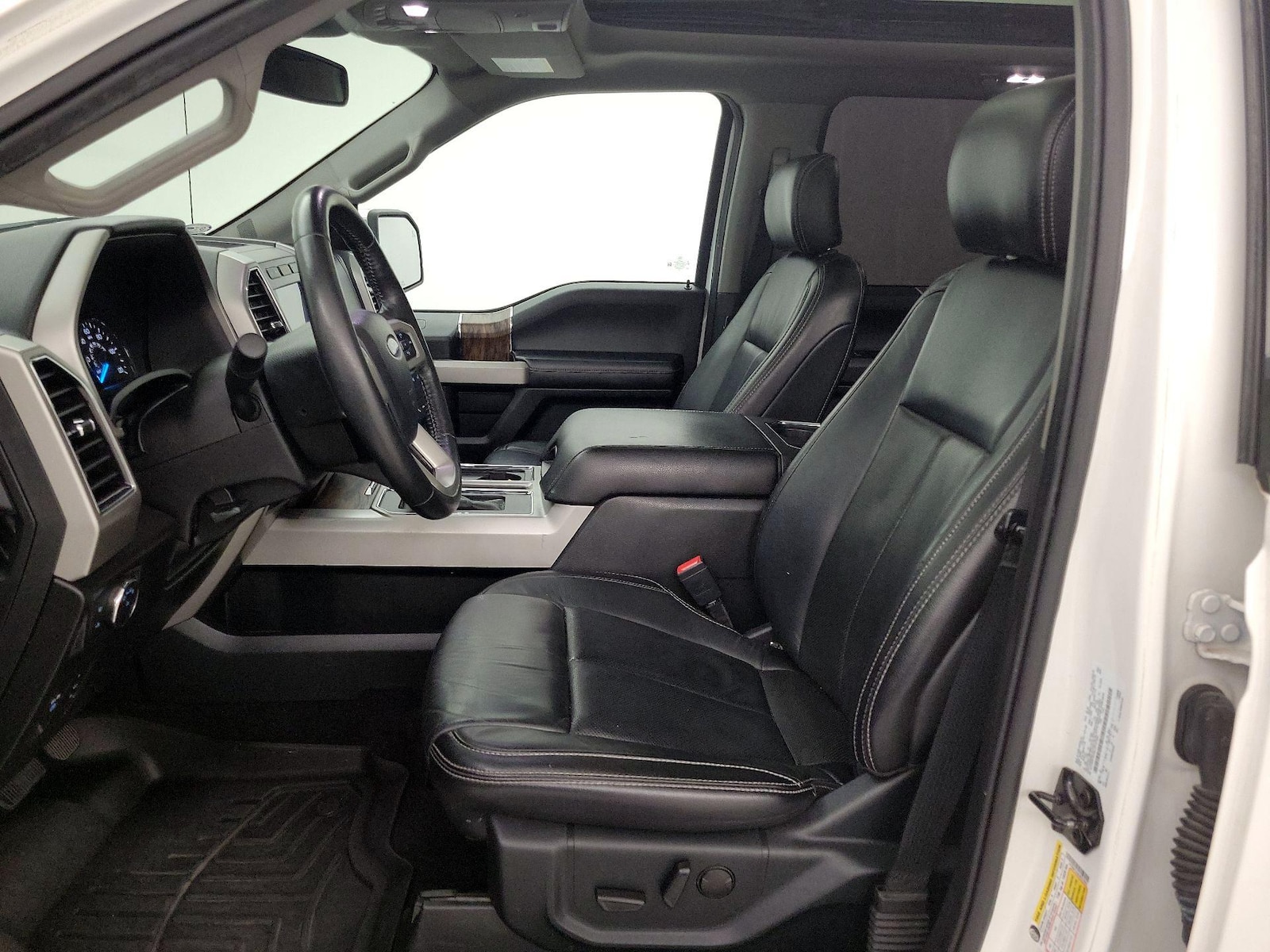 2020 Ford F-150 Lariat - Photo 12