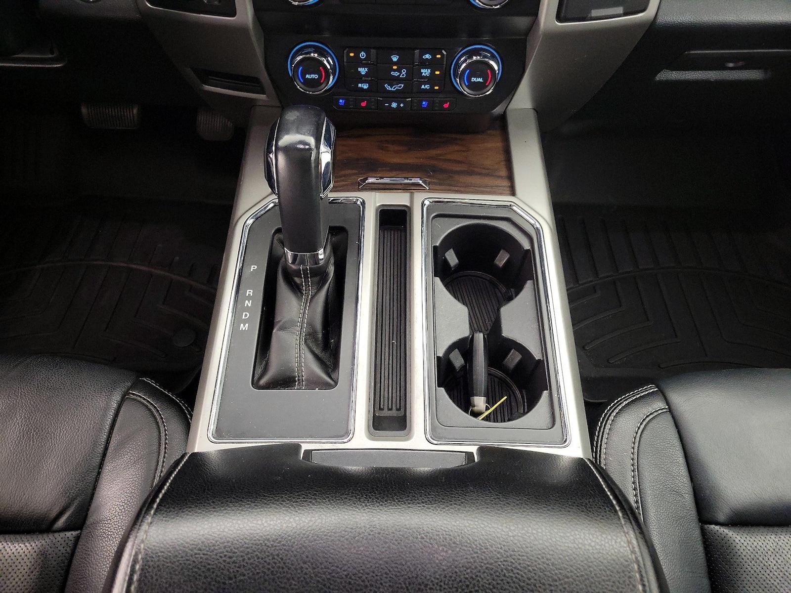 2020 Ford F-150 Lariat - Photo 19