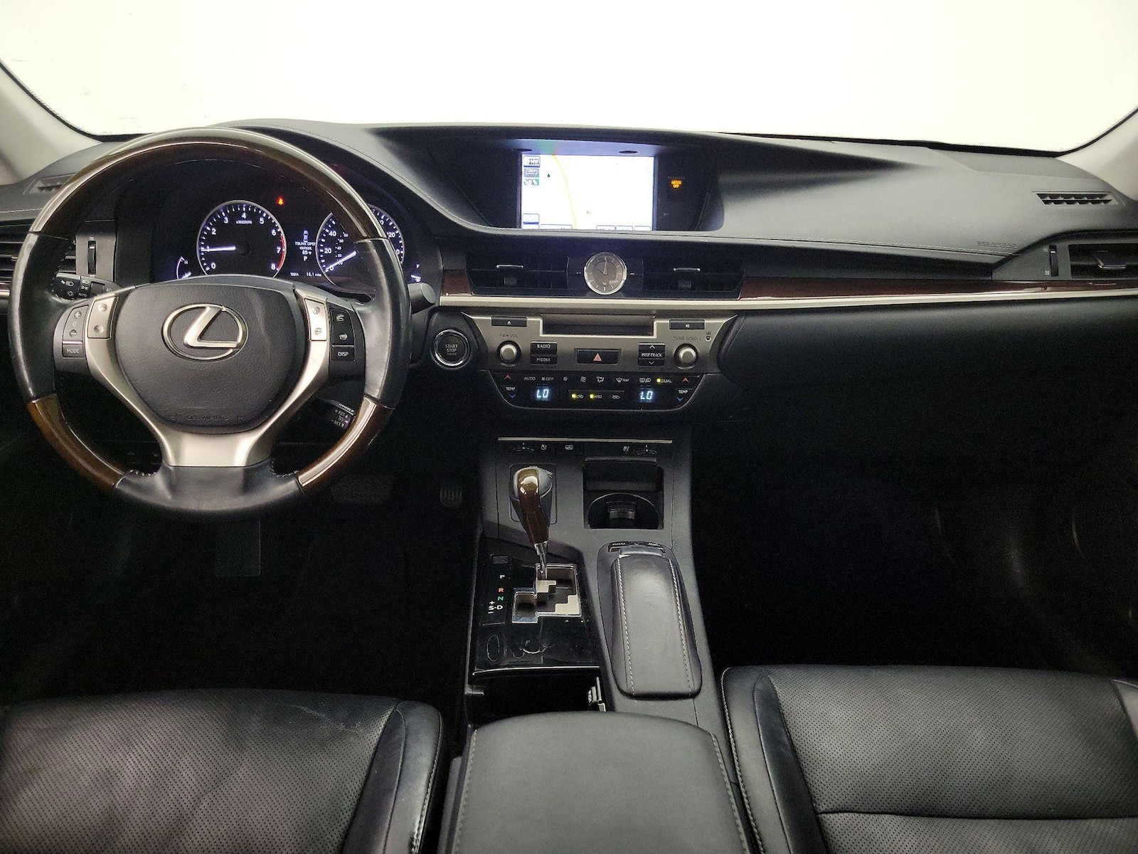 2014 Lexus ES 350 - Photo 10
