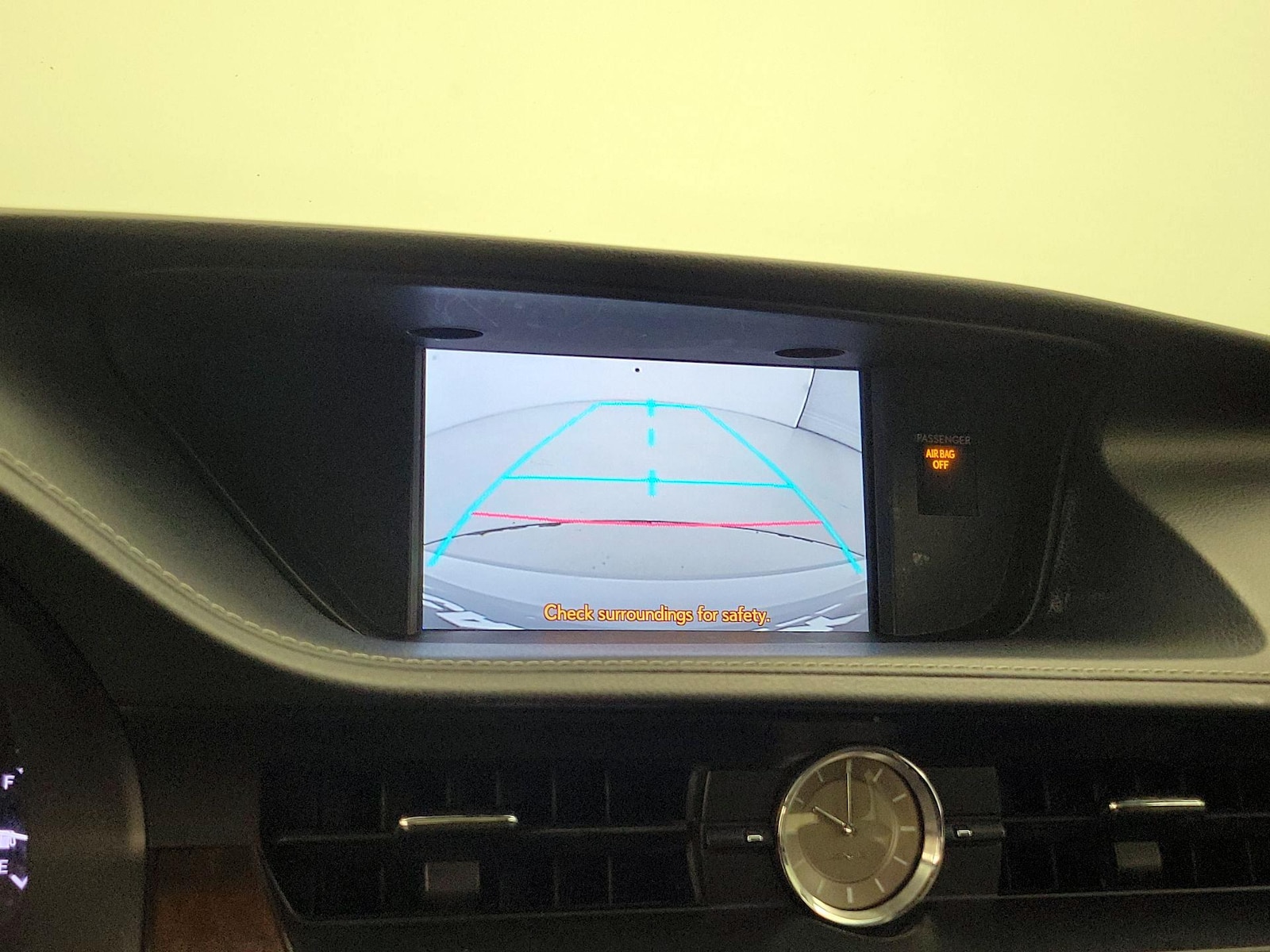 2014 Lexus ES 350 - Photo 15