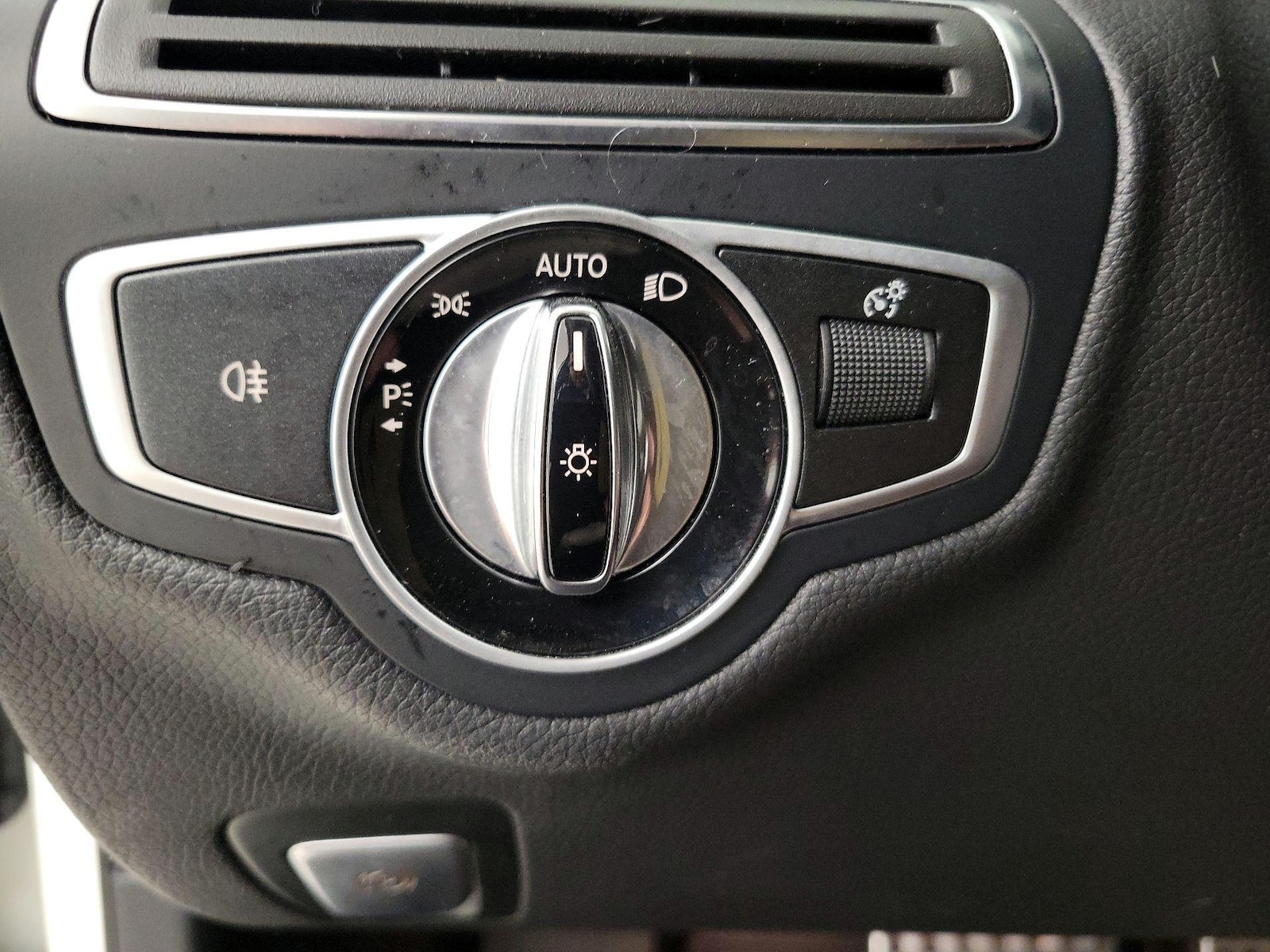 2016 Mercedes-Benz C-Class C300 - Photo 14
