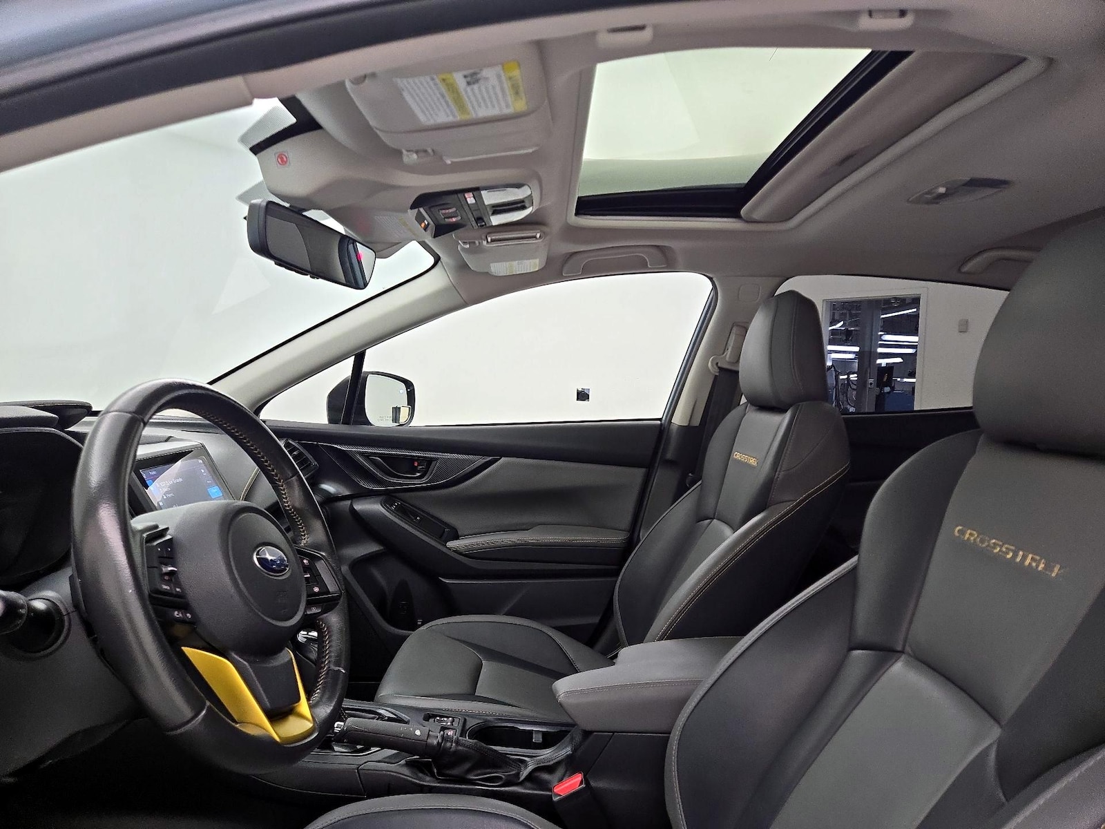 Sunroof(s) & Overhead Airbags