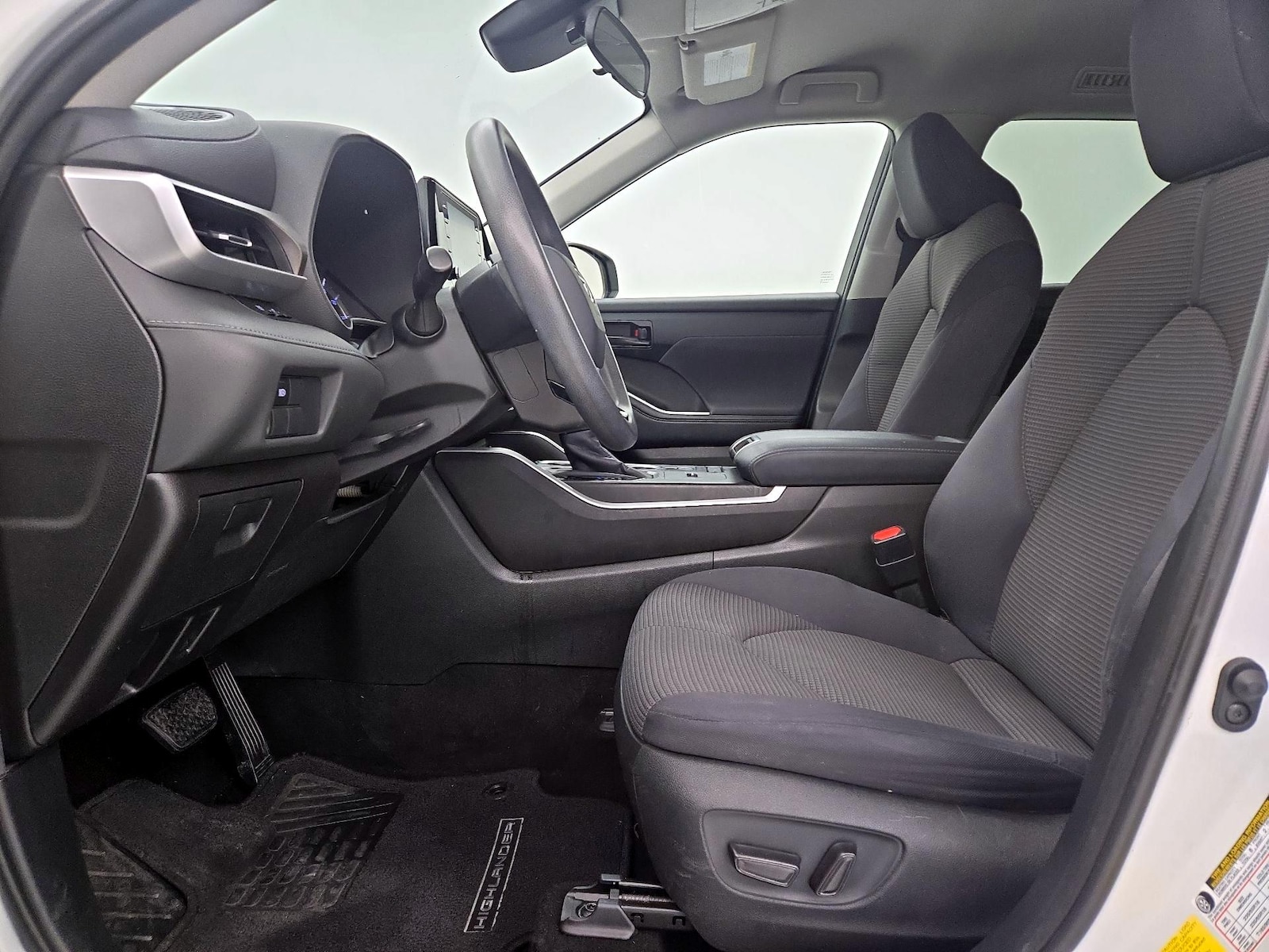 Power Seat(s) & Side Airbags