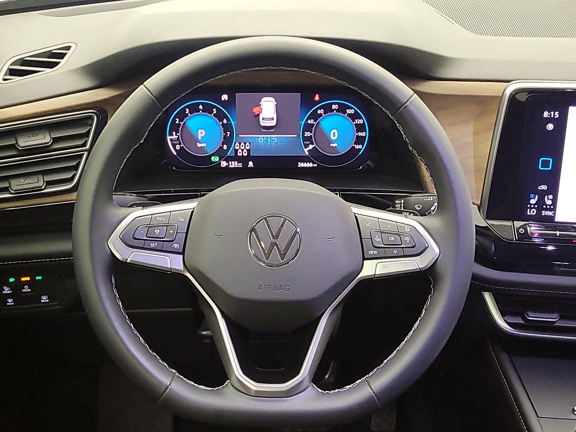 Thumbnail: 2024 Volkswagen Atlas - 10