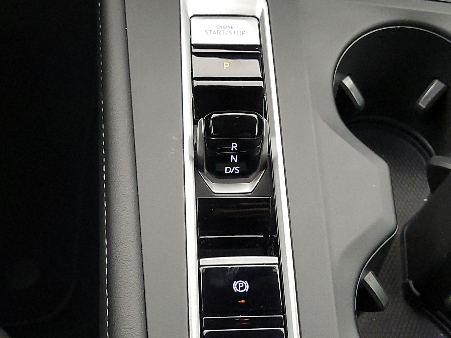 Thumbnail: 2024 Volkswagen Atlas - 18