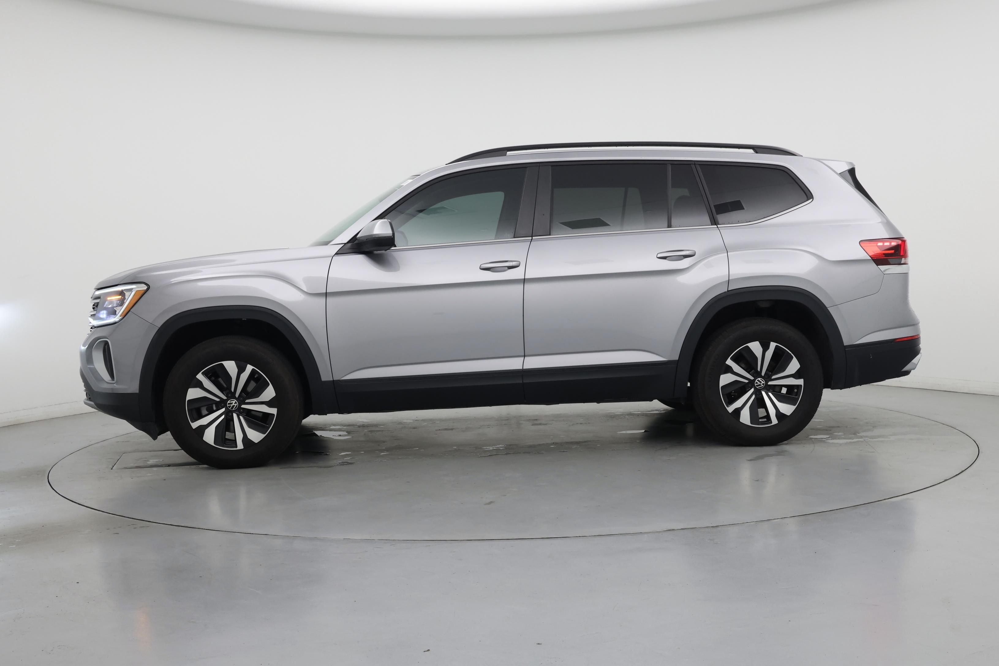 Thumbnail: 2024 Volkswagen Atlas - 3