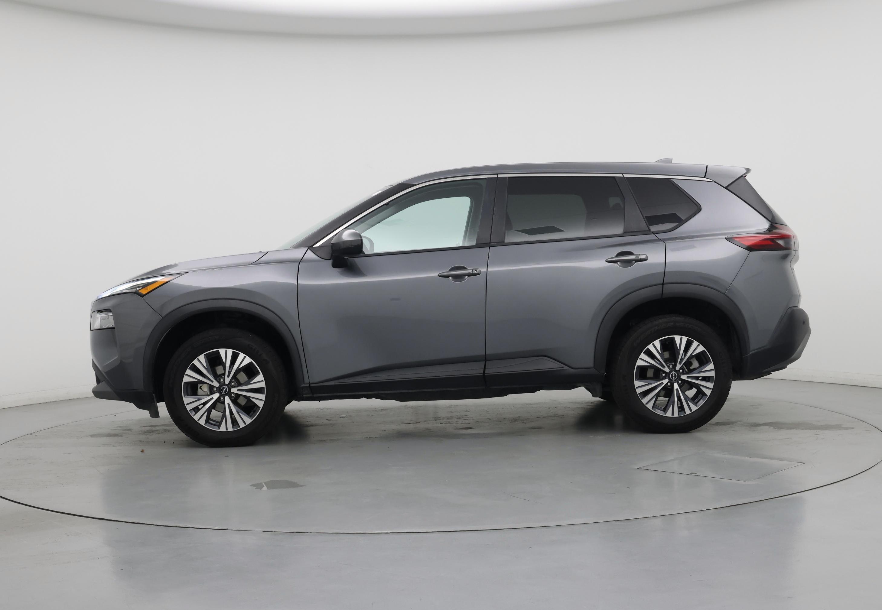Thumbnail: 2022 Nissan Rogue - 3
