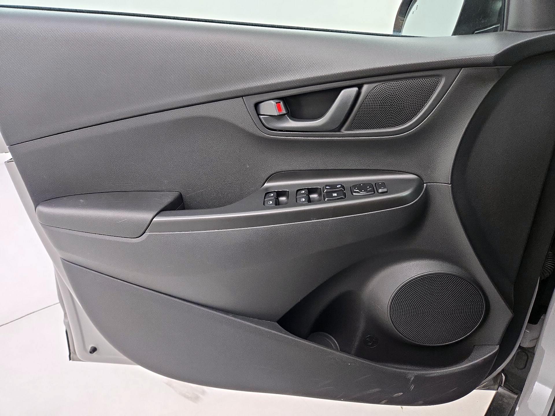 Thumbnail: 2023 Hyundai Kona - 12