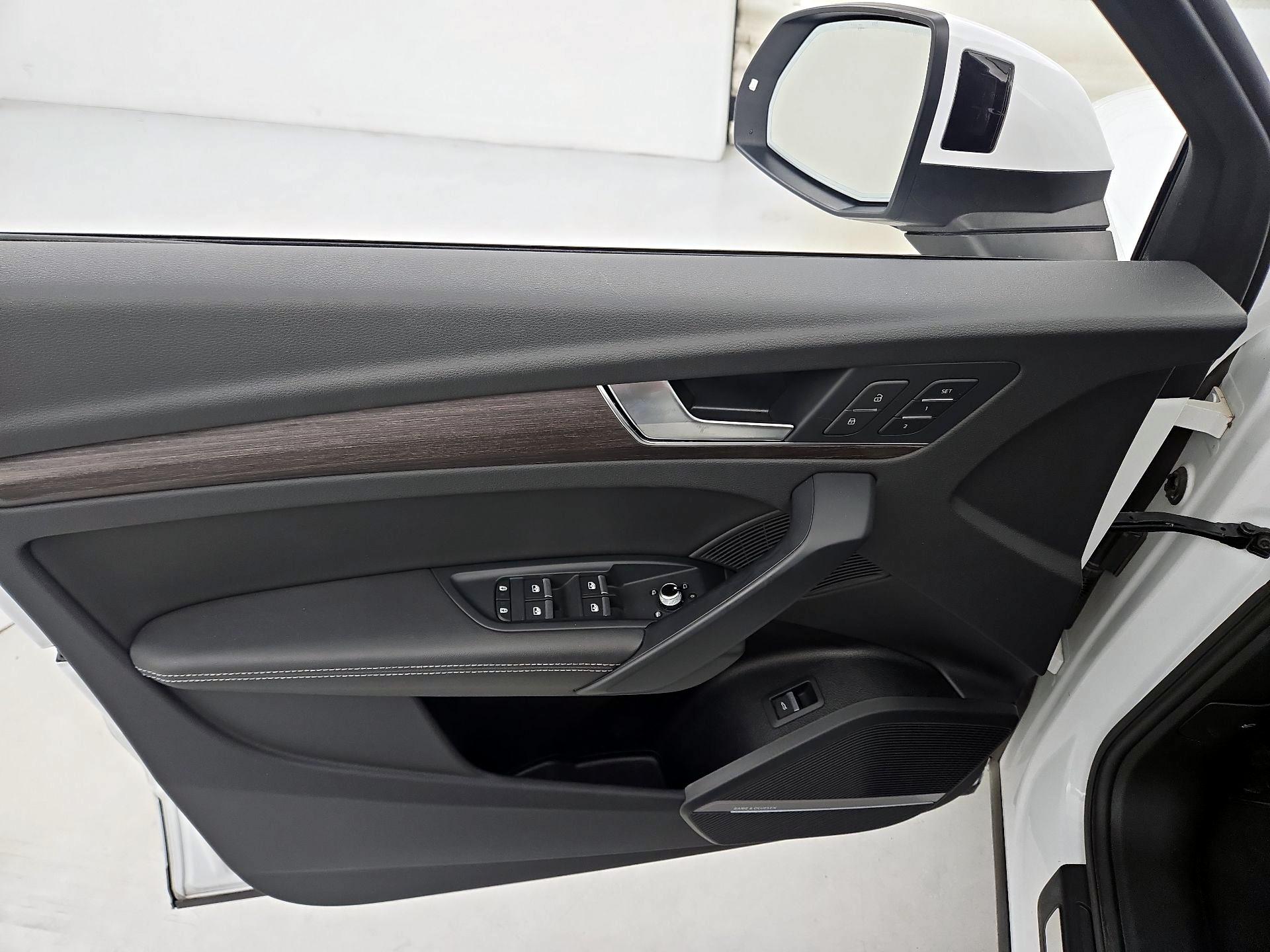 Thumbnail: 2024 Audi Q5 - 12