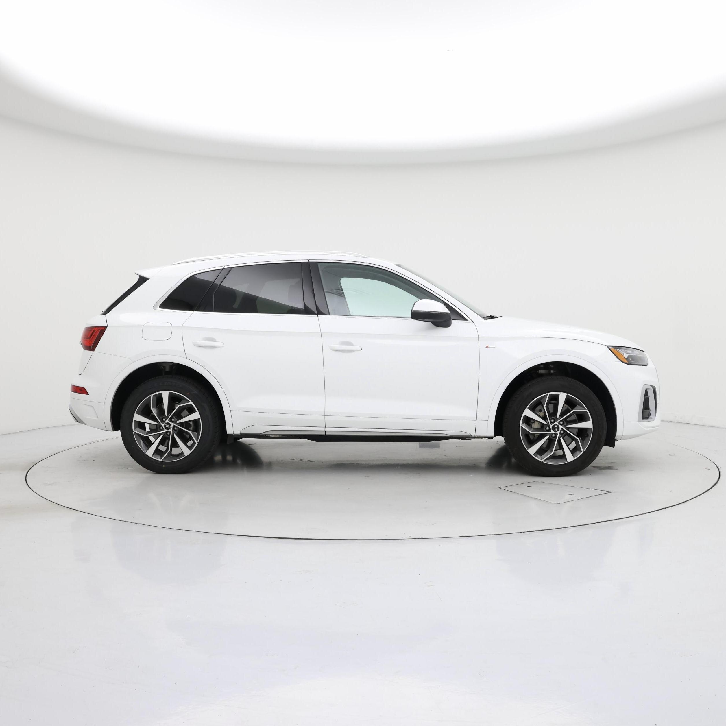 Thumbnail: 2024 Audi Q5 - 7